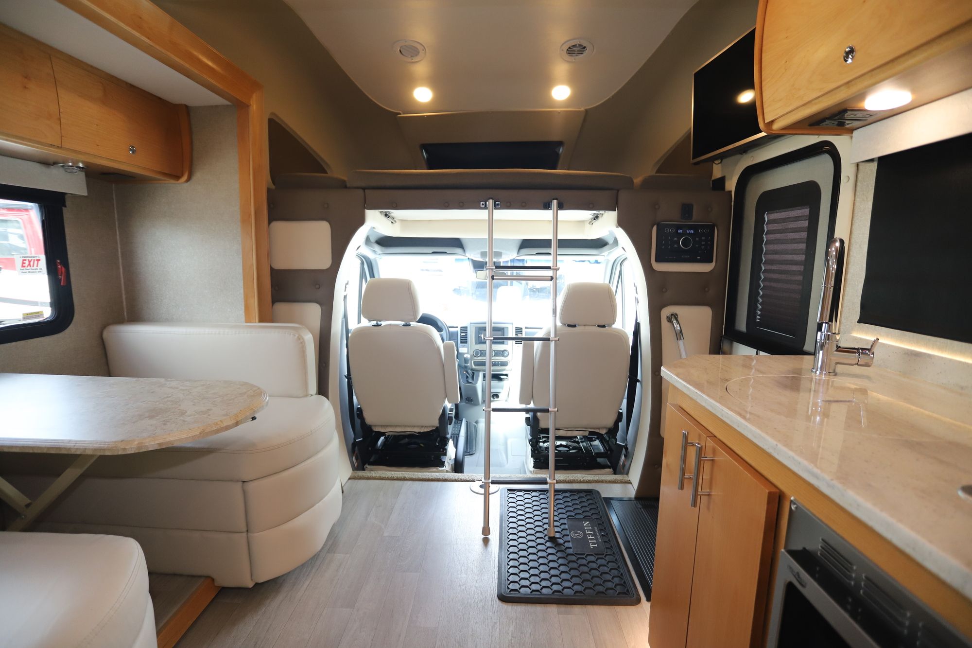 Used 2018 Tiffin Motor Homes Wayfarer 24QW Class C  For Sale