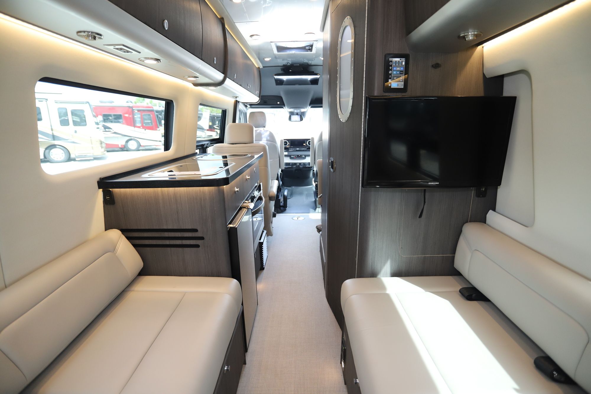 New 2020 Airstream Interstate 3500 LOUNGE EXT Class B  For Sale