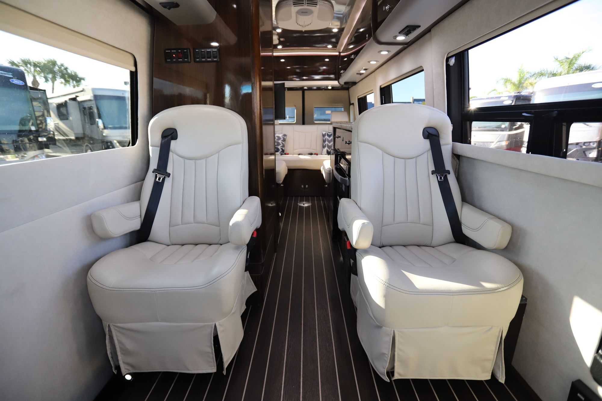 Used 2016 Airstream Interstate LOUNGE Class B  For Sale