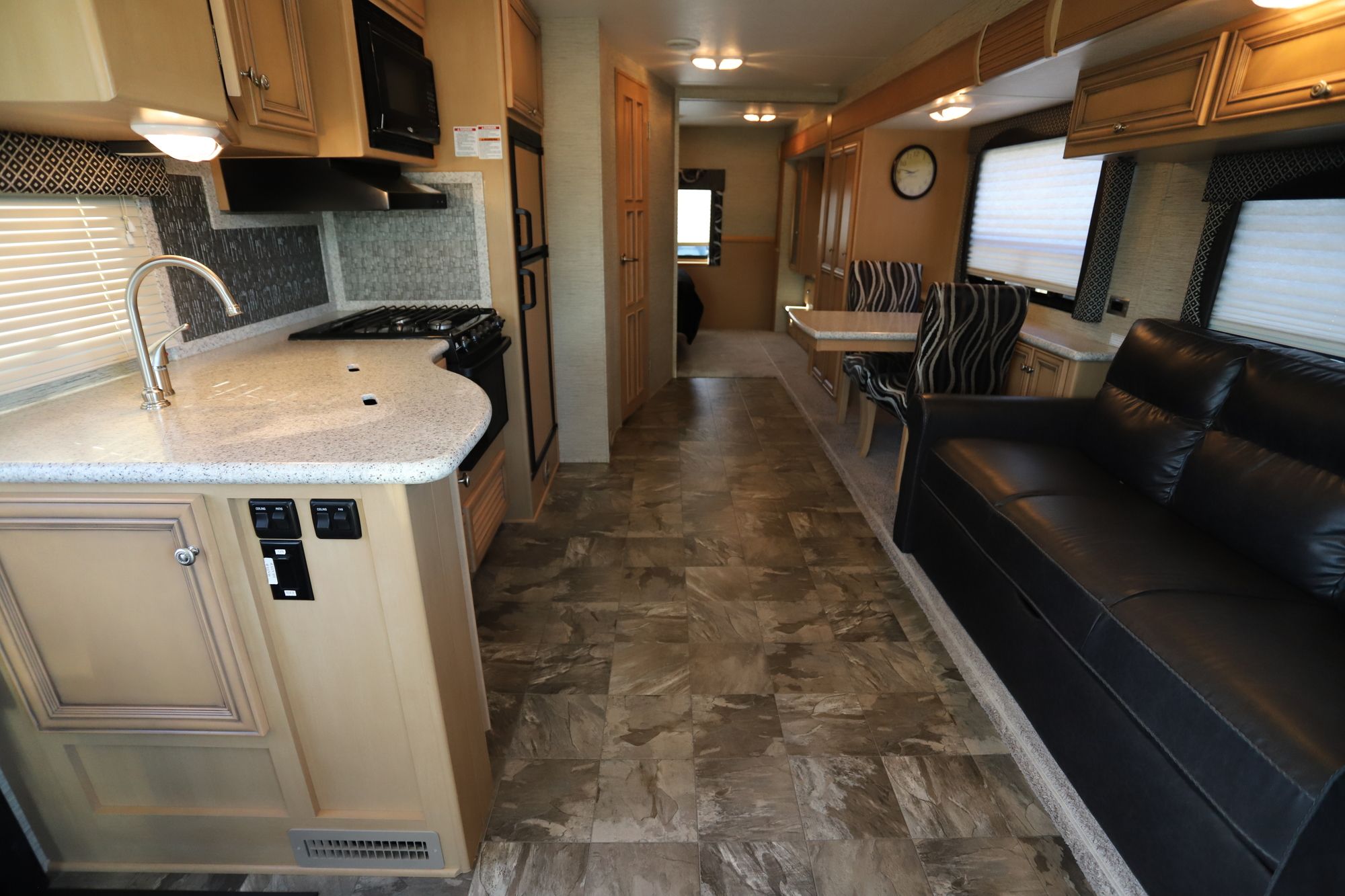 Used 2016 Newmar Bay Star Sport 2903 Class A  For Sale