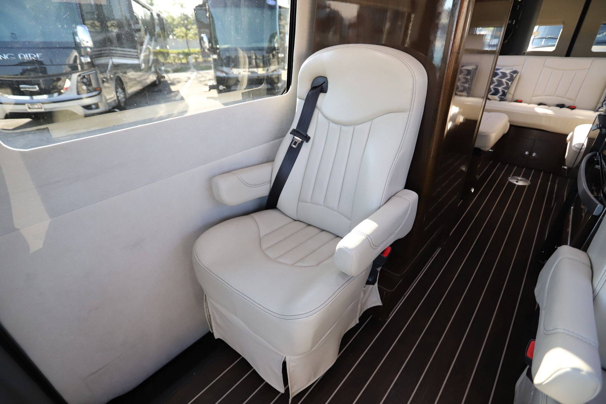 Used 2016 Airstream Interstate LOUNGE Class B  For Sale