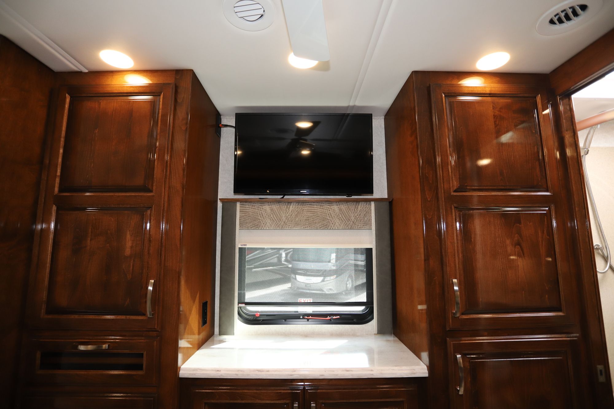 New 2020 Renegade Rv Verona Le 40LRB Super C  For Sale