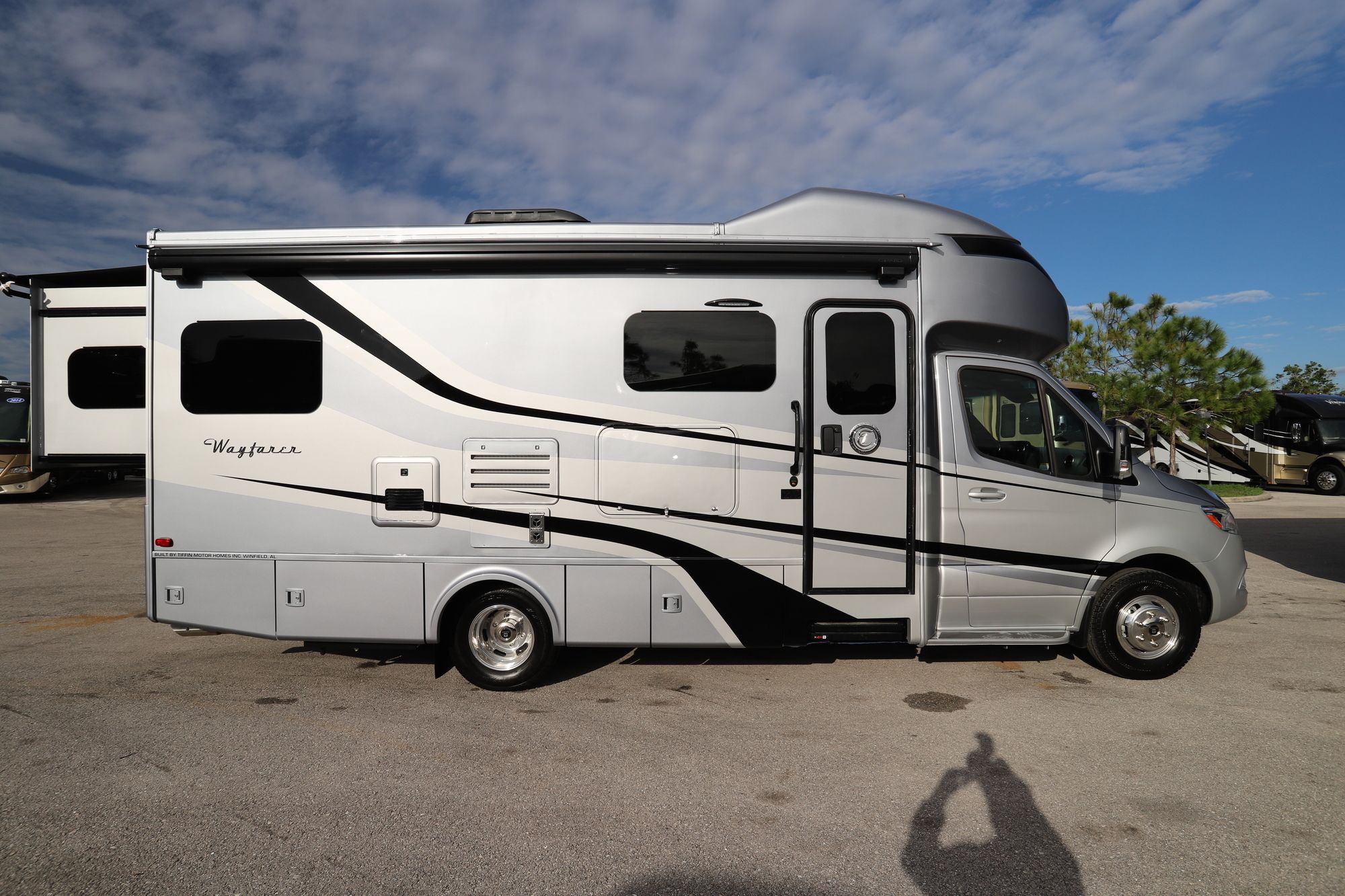 New 2020 Tiffin Motor Homes Wayfarer 25QW Class C  For Sale