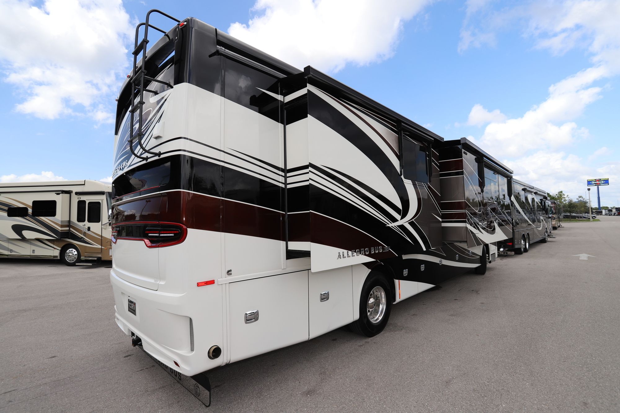 New 2020 Tiffin Motor Homes Allegro Bus 40IP Class A  For Sale