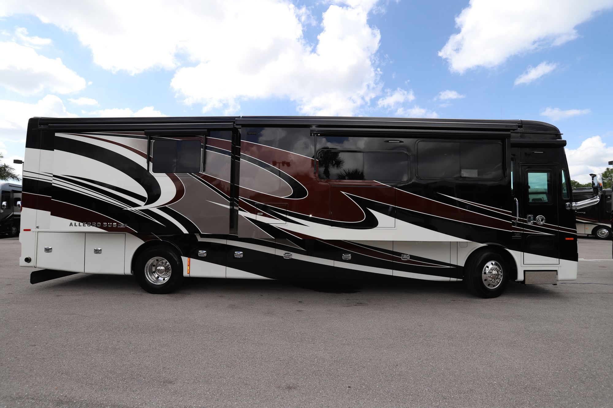 New 2020 Tiffin Motor Homes Allegro Bus 40IP Class A  For Sale