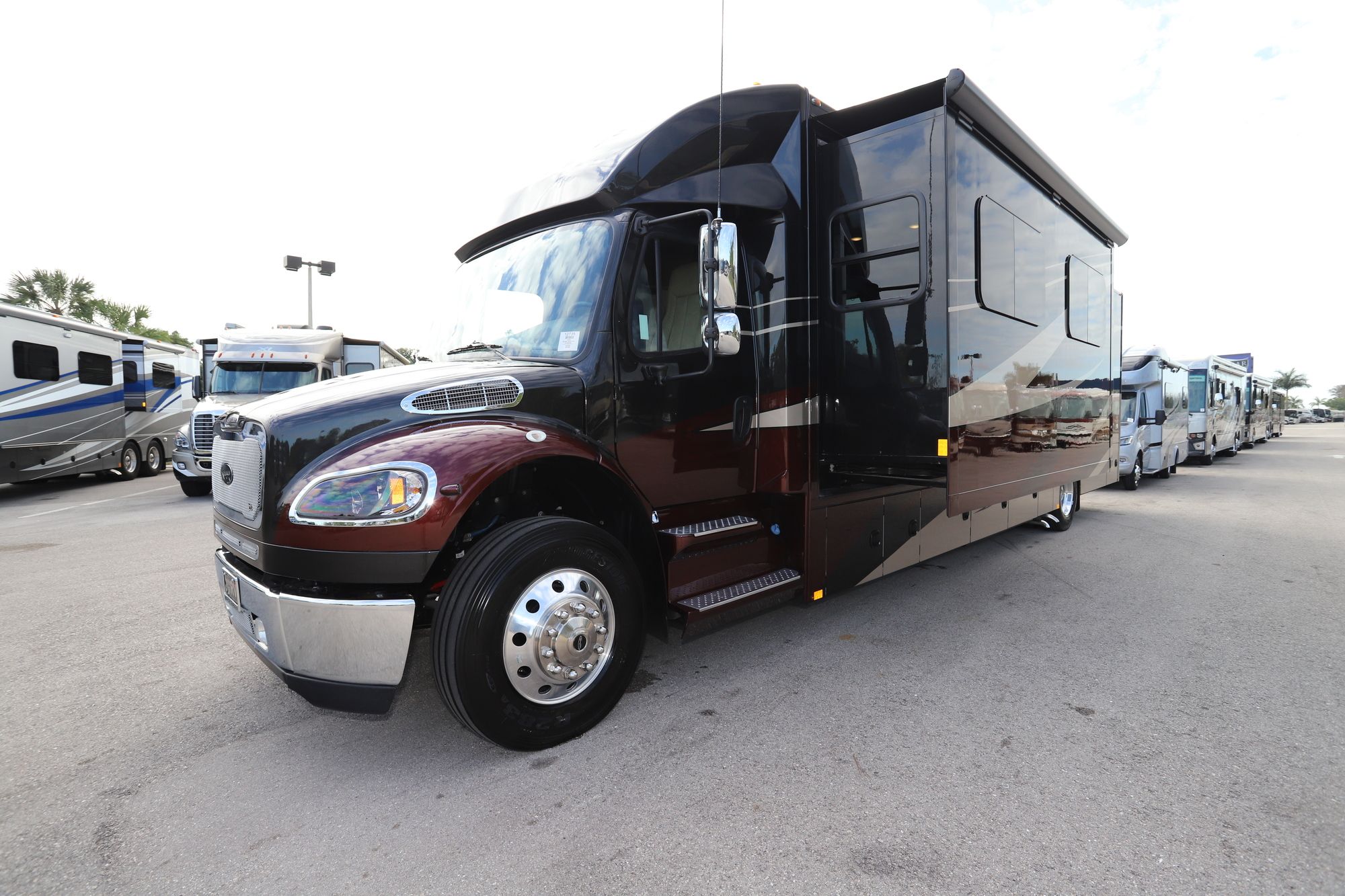 New 2020 Renegade Rv Verona 40VBH Super C  For Sale