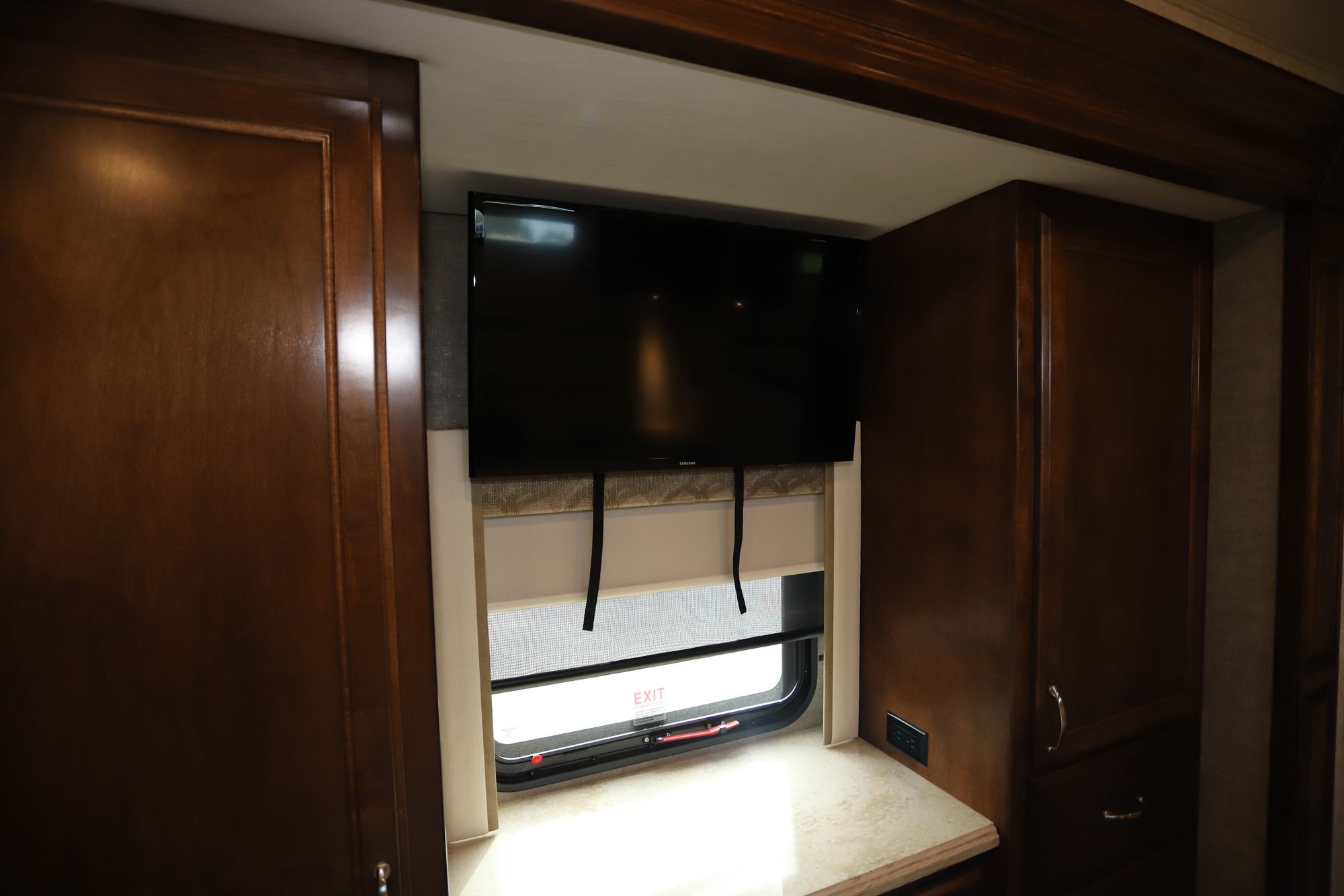 New 2020 Renegade Rv Verona 40VBH Super C  For Sale