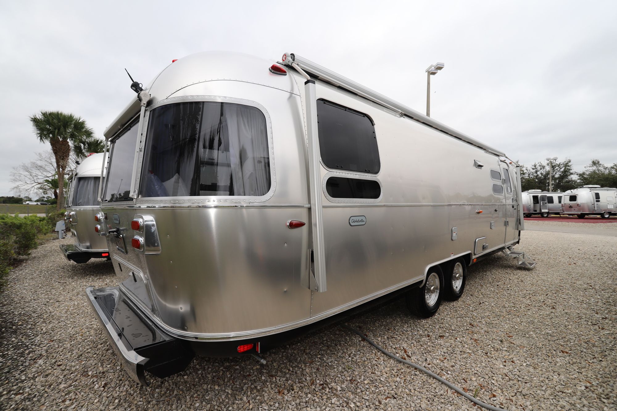 New 2020 Airstream Globetrotter 30RB Travel Trailer  For Sale