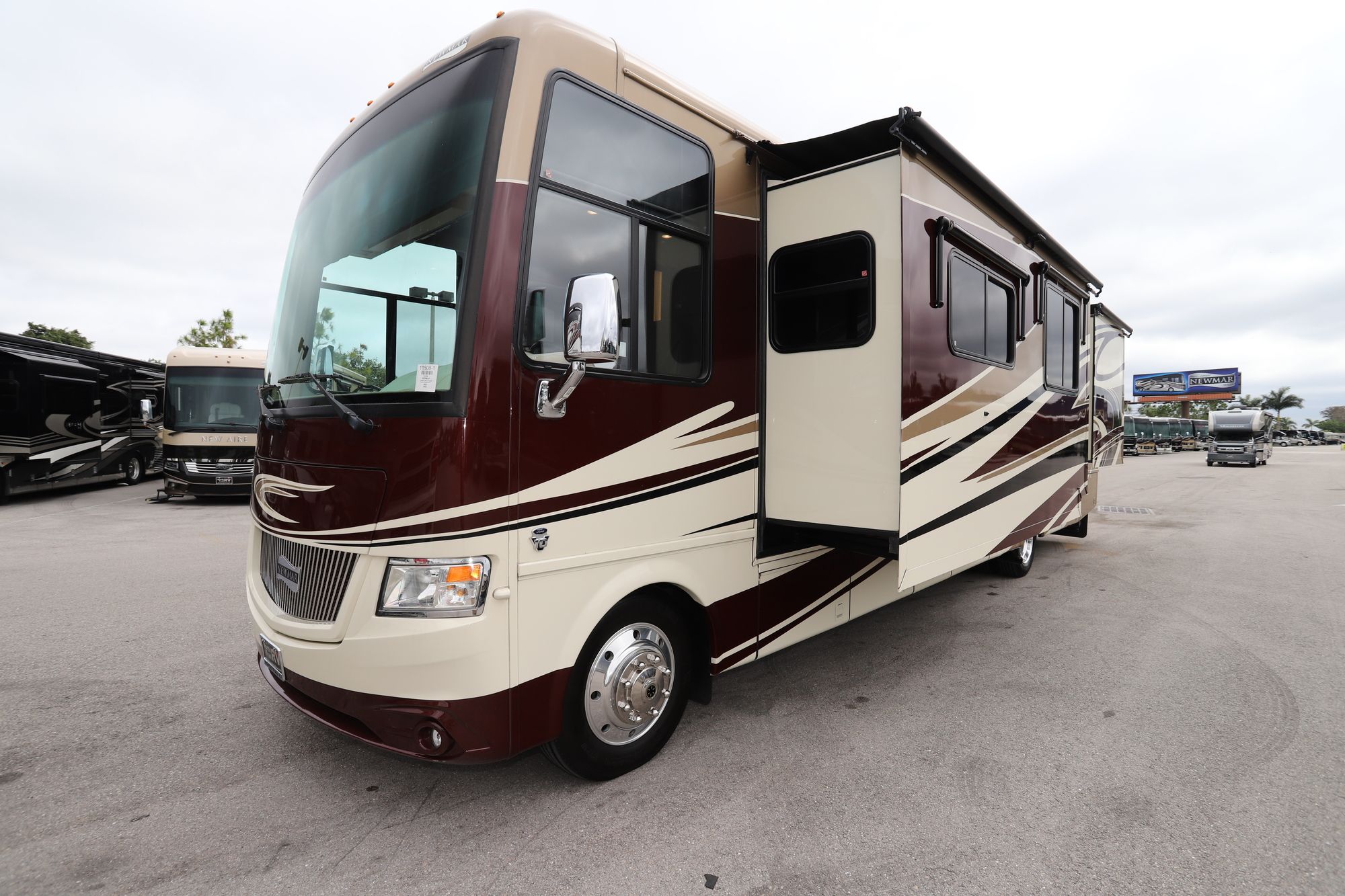 Used 2014 Newmar Canyon Star 3953 Class A  For Sale