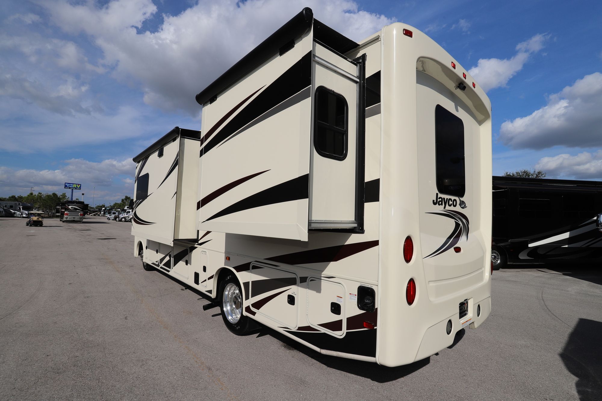 Used 2018 Jayco Precept 31UL Class A  For Sale