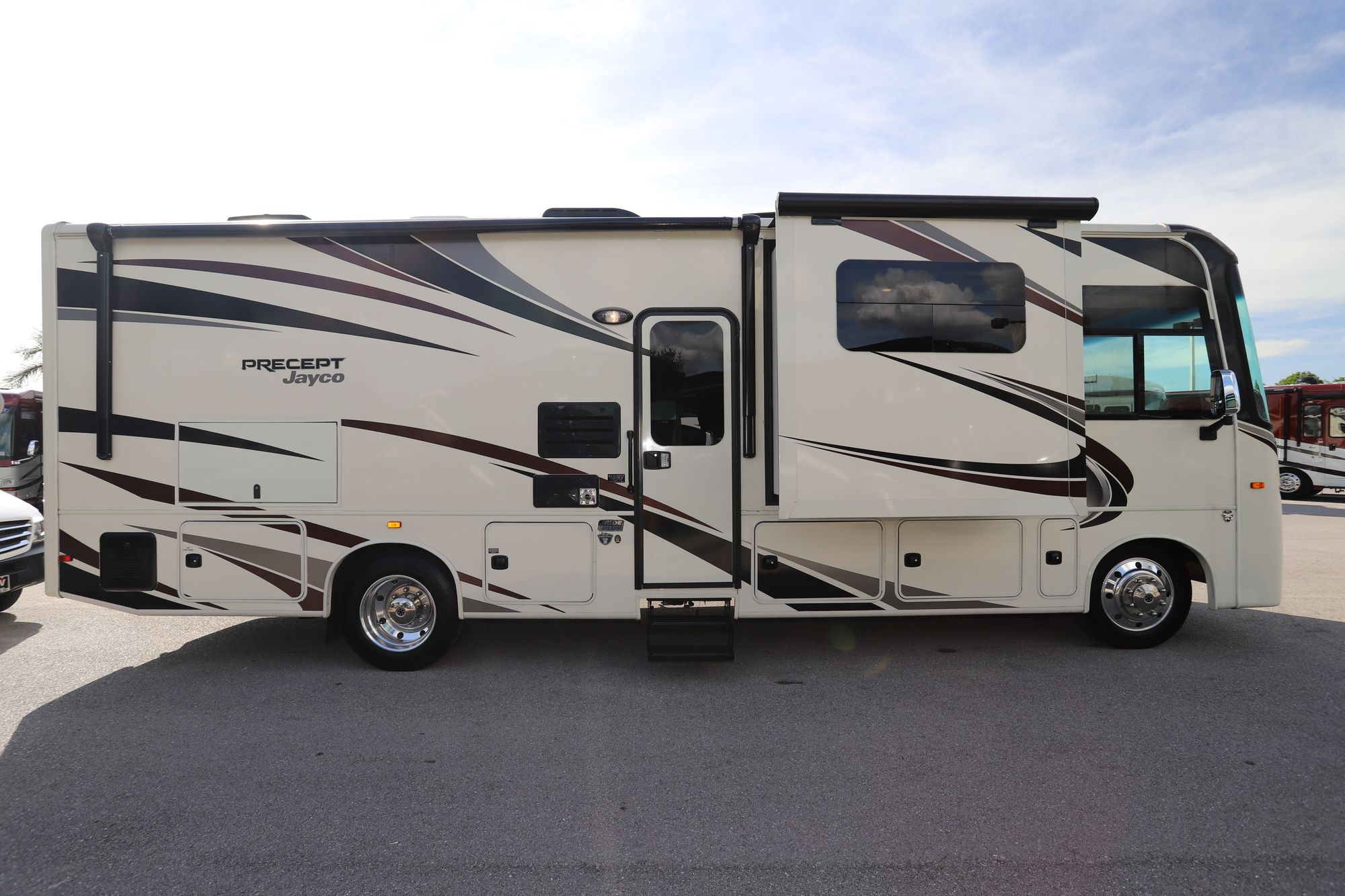 Used 2018 Jayco Precept 31UL Class A  For Sale