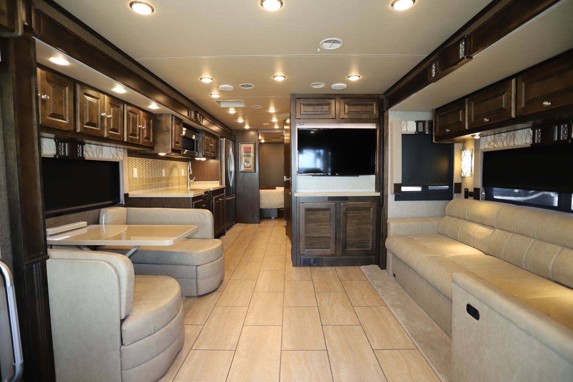 Used 2017 Tiffin Motor Homes Allegro 34PA Class A  For Sale