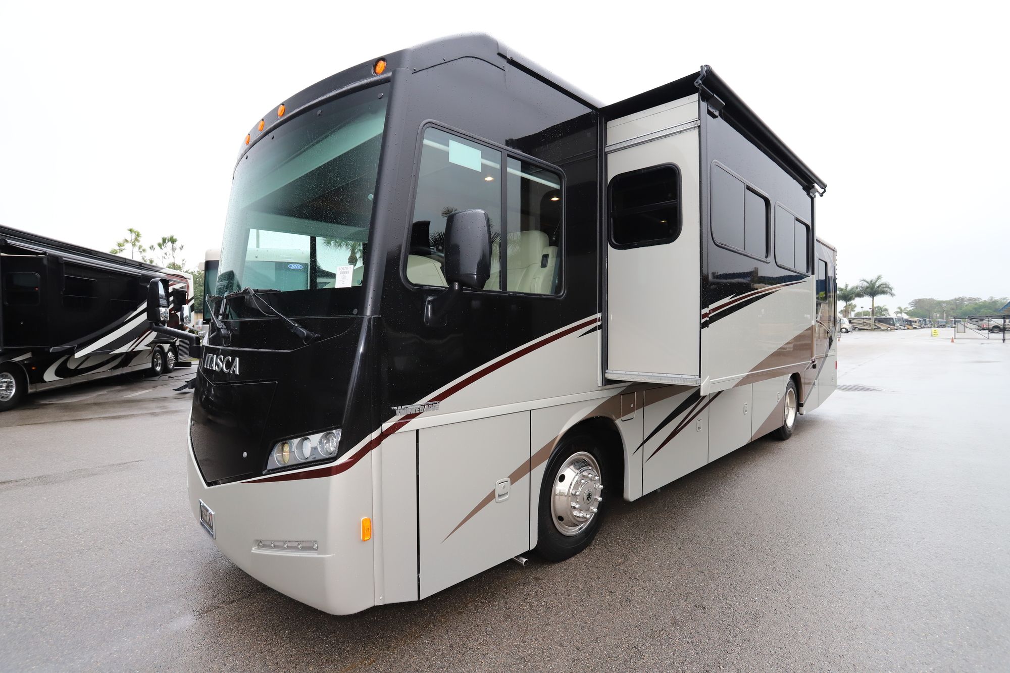 Used 2015 Itasca Solei 34T Class A  For Sale