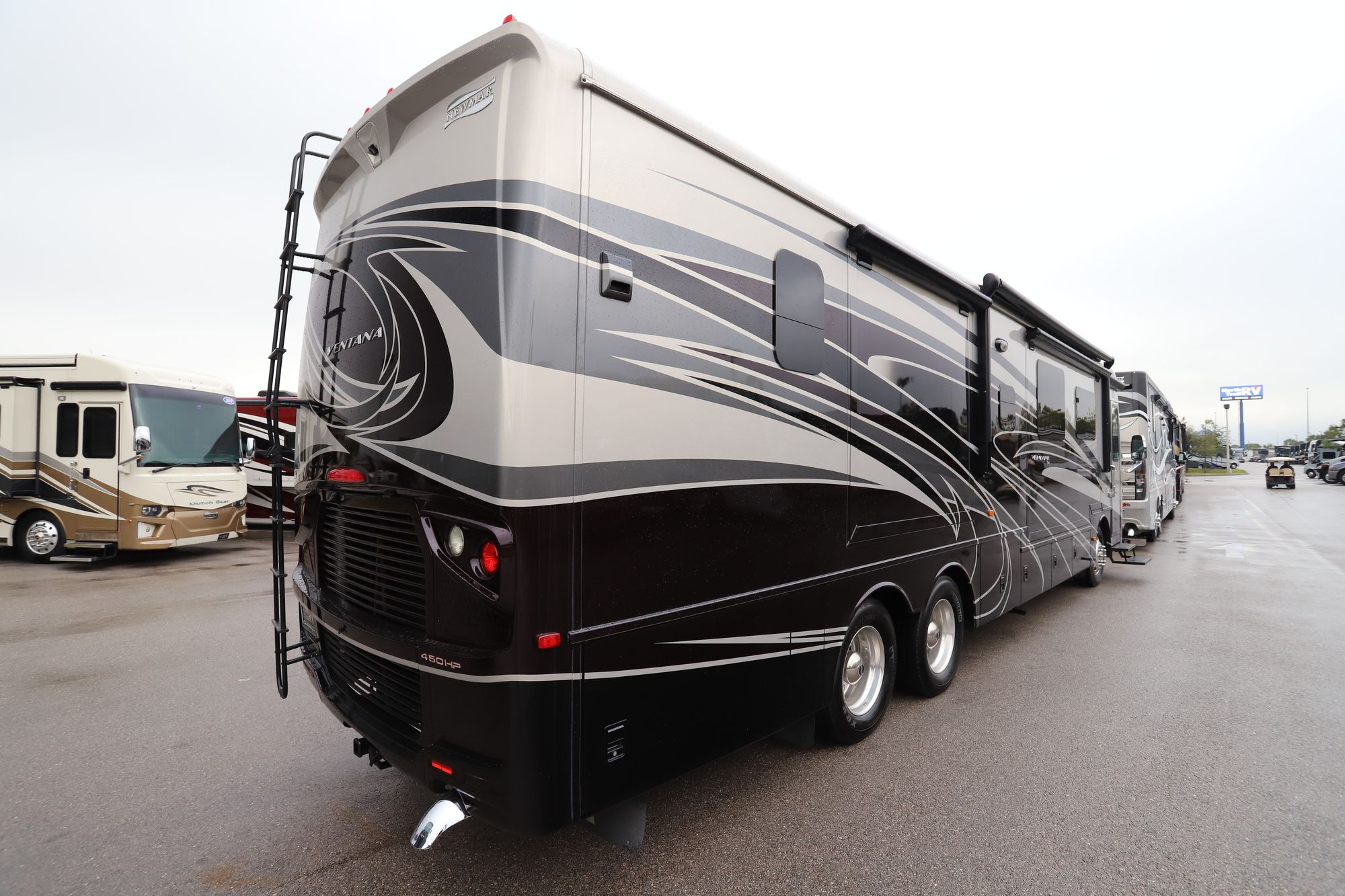 Used 2015 Newmar Ventana 4002 Class A  For Sale