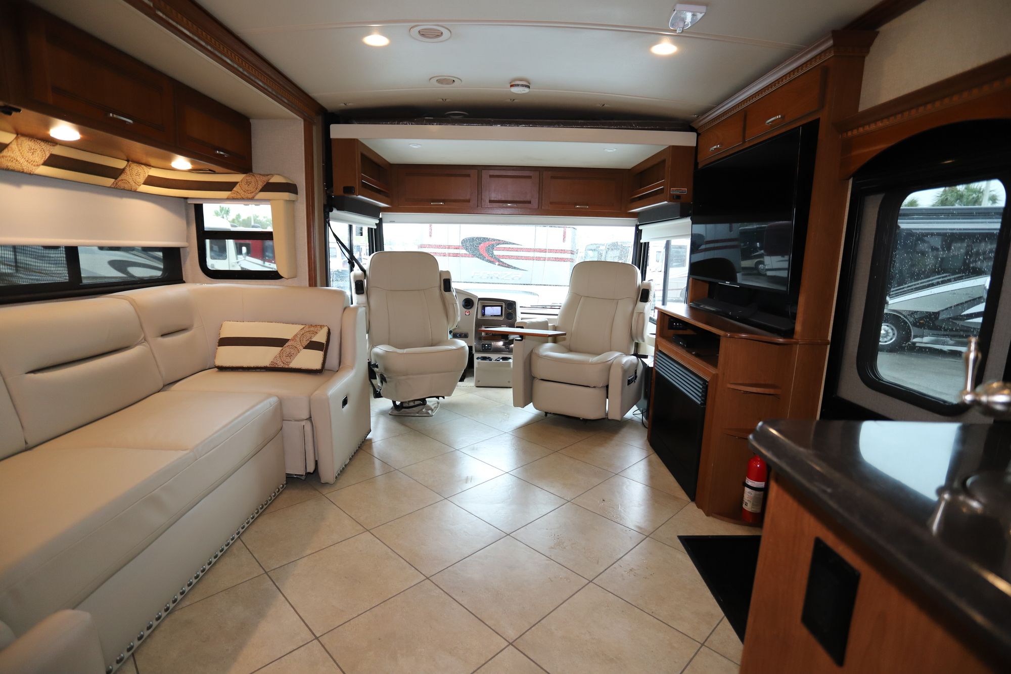 Used 2015 Itasca Solei 34T Class A  For Sale