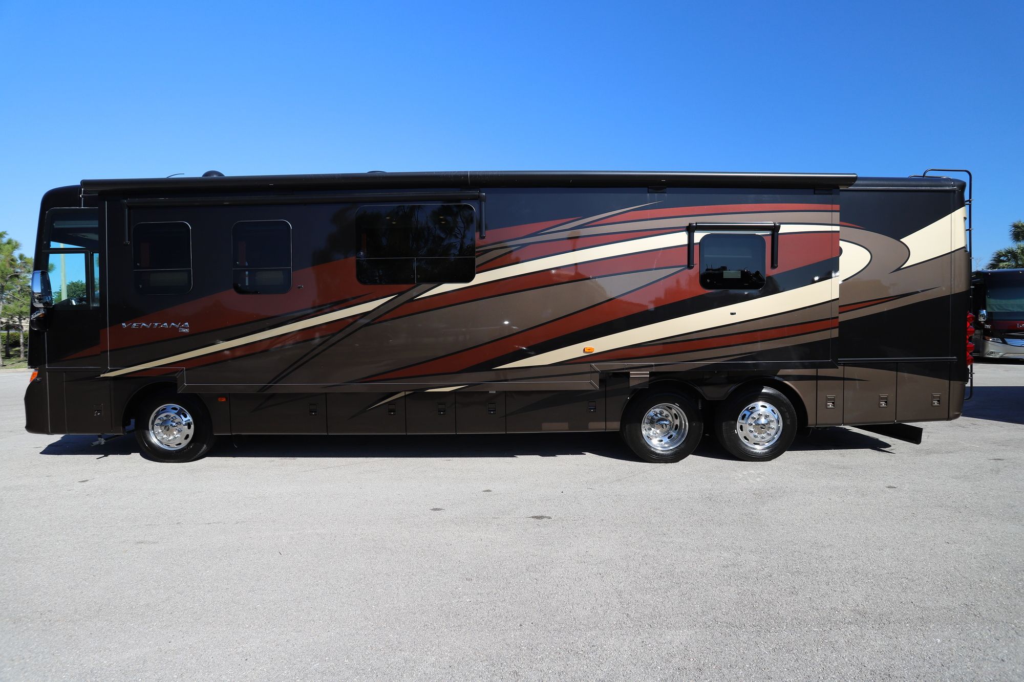 Used 2017 Newmar Ventana 4037 Class A  For Sale