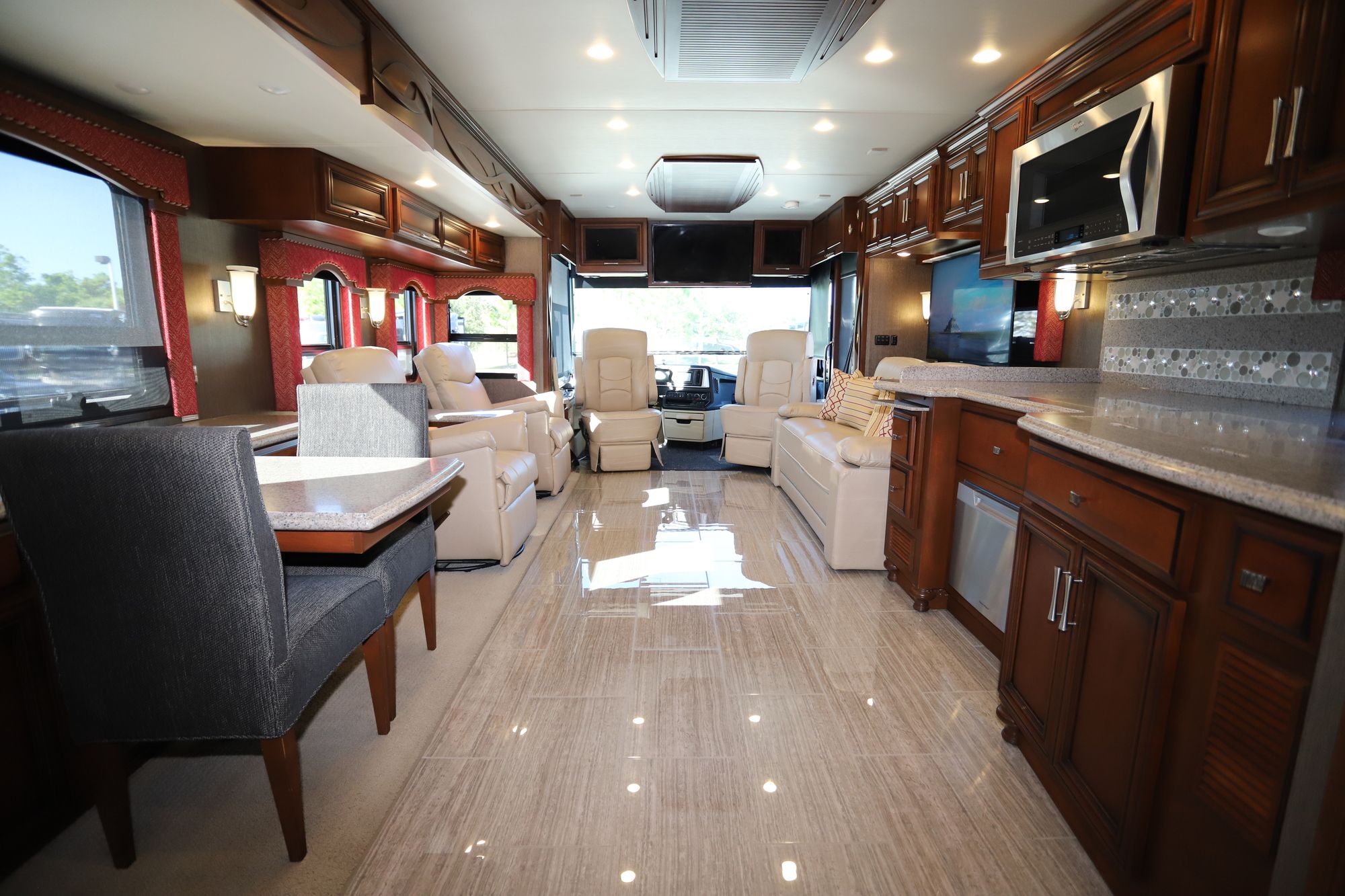 Used 2017 Newmar Ventana 4037 Class A  For Sale