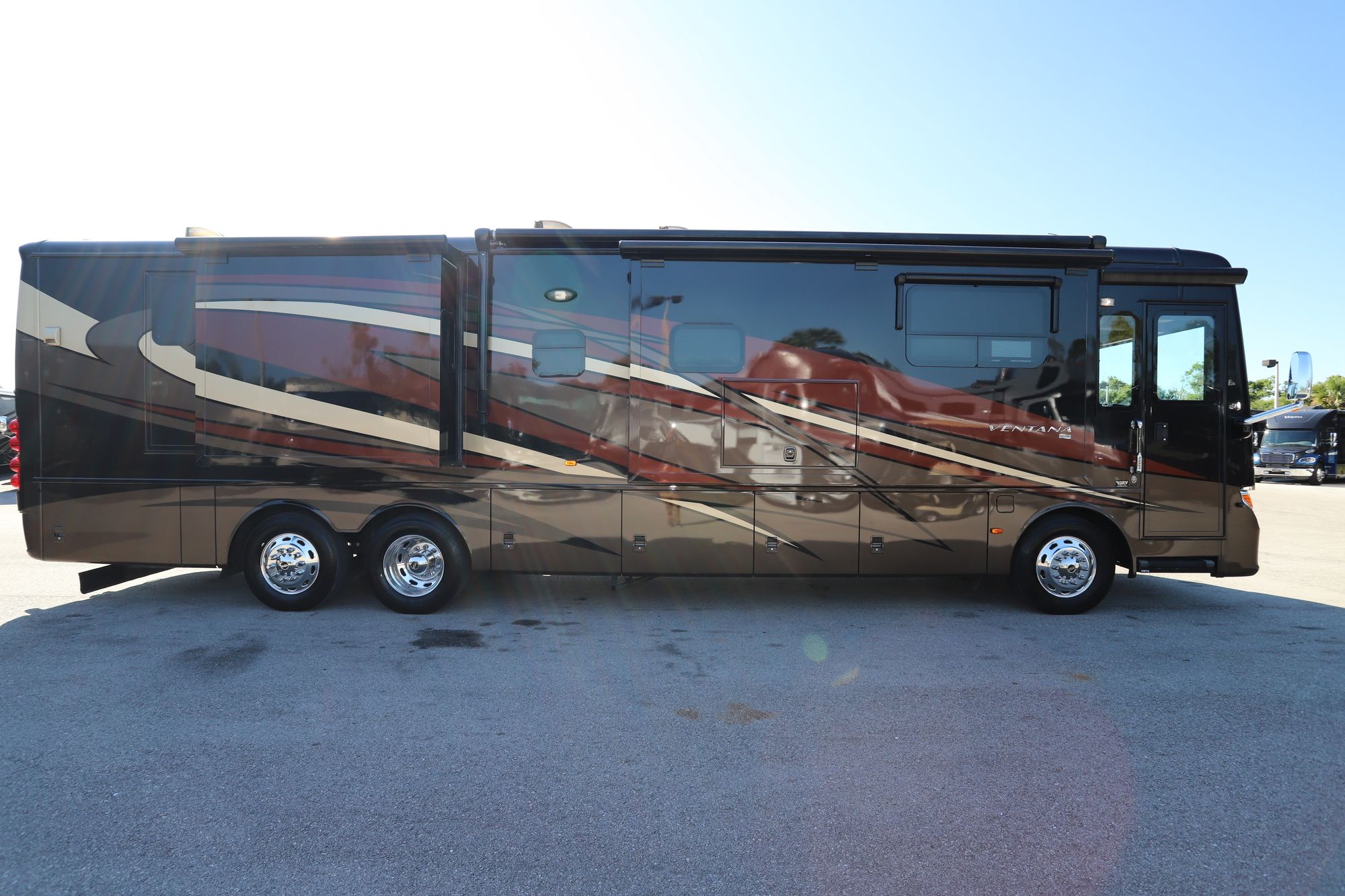 Used 2017 Newmar Ventana 4037 Class A  For Sale