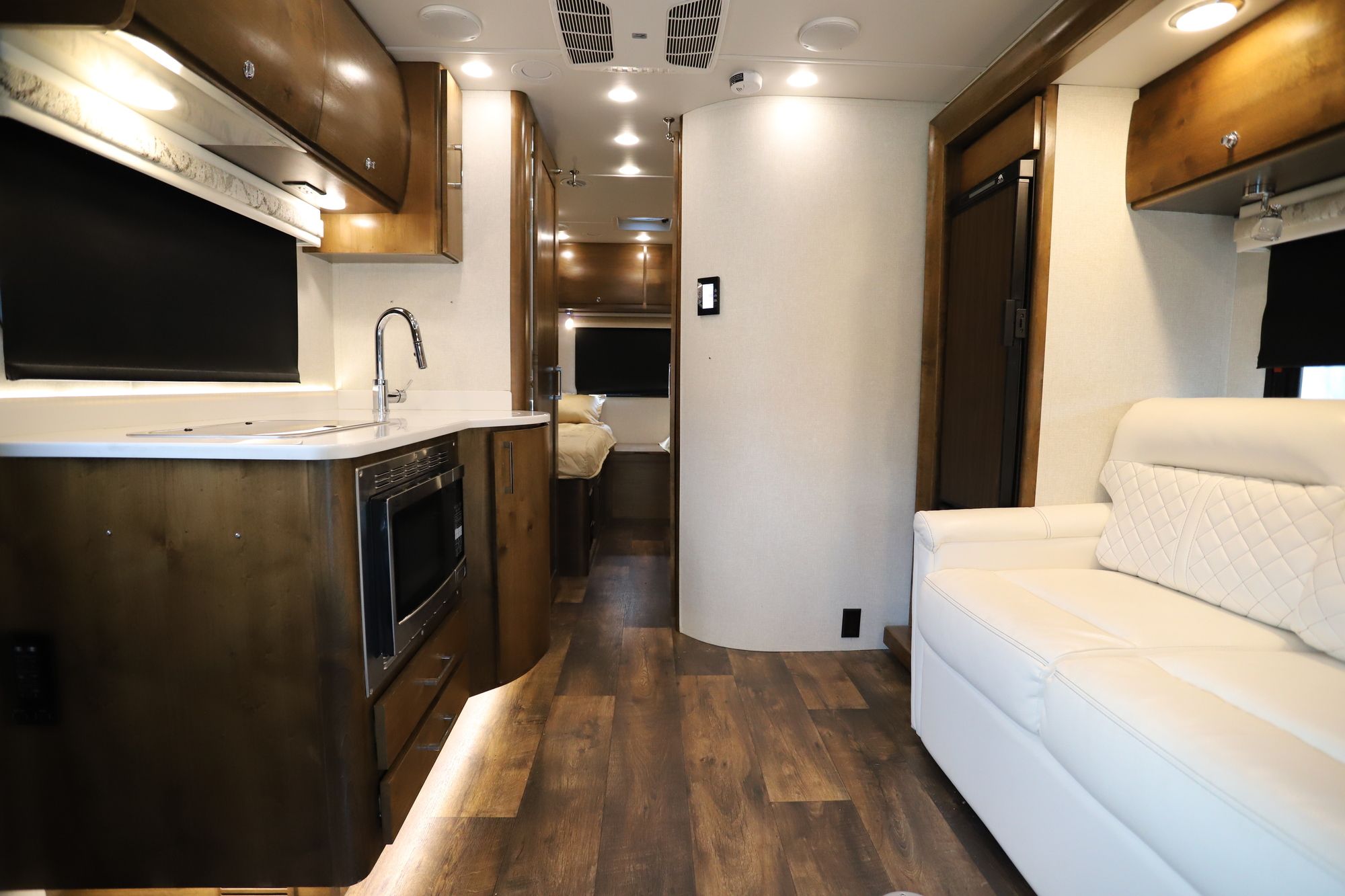 Used 2019 Tiffin Motor Homes Wayfarer 24TW Class C  For Sale