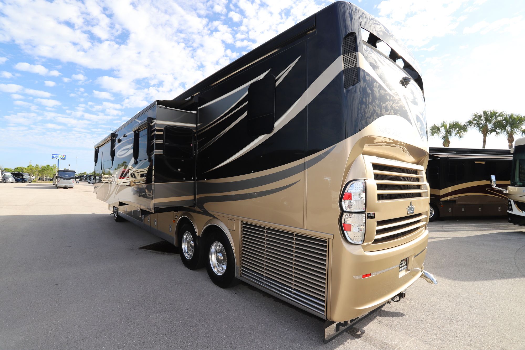 Used 2014 Newmar King Aire 4593 Class A  For Sale