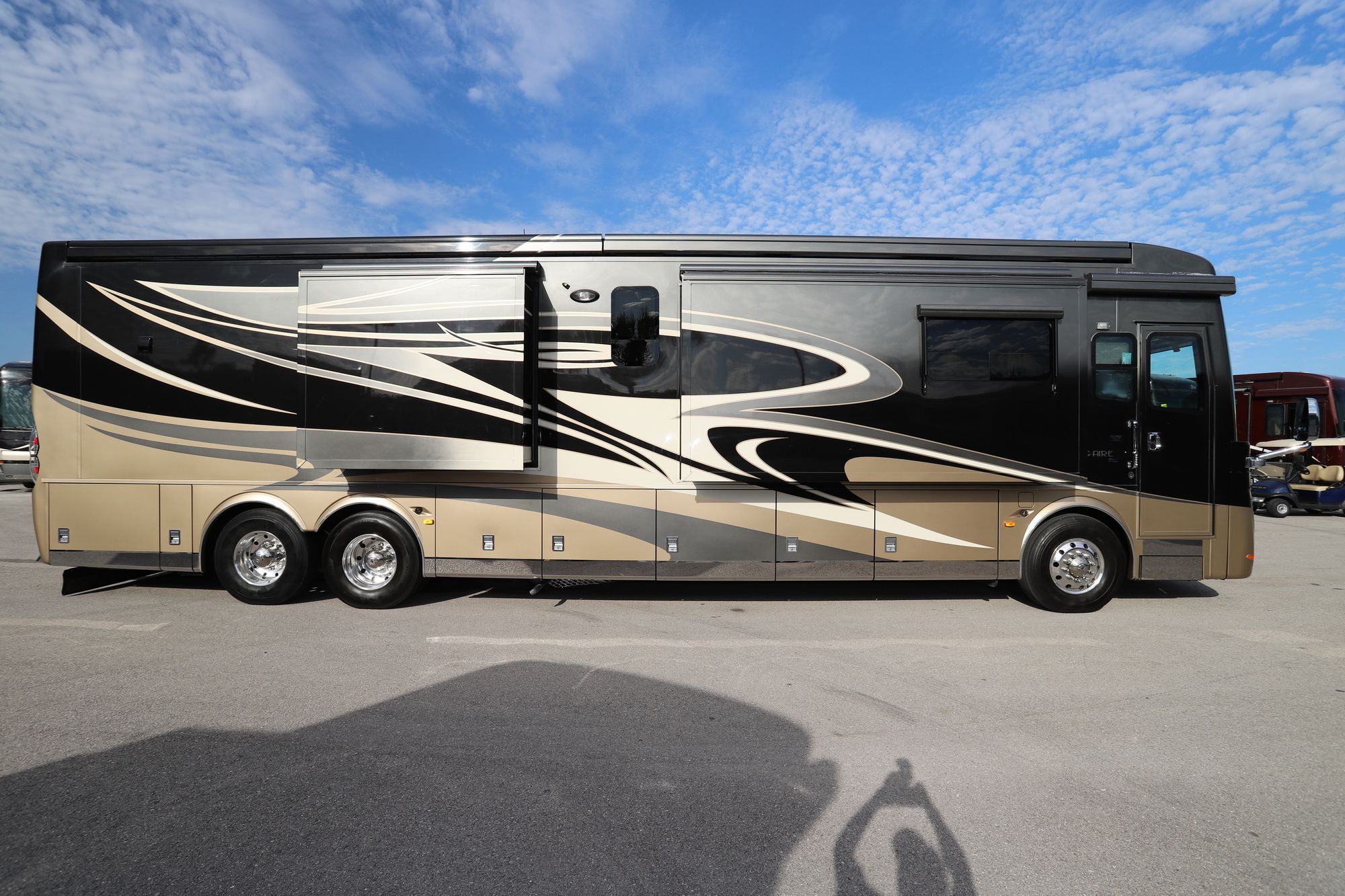 Used 2014 Newmar King Aire 4593 Class A  For Sale