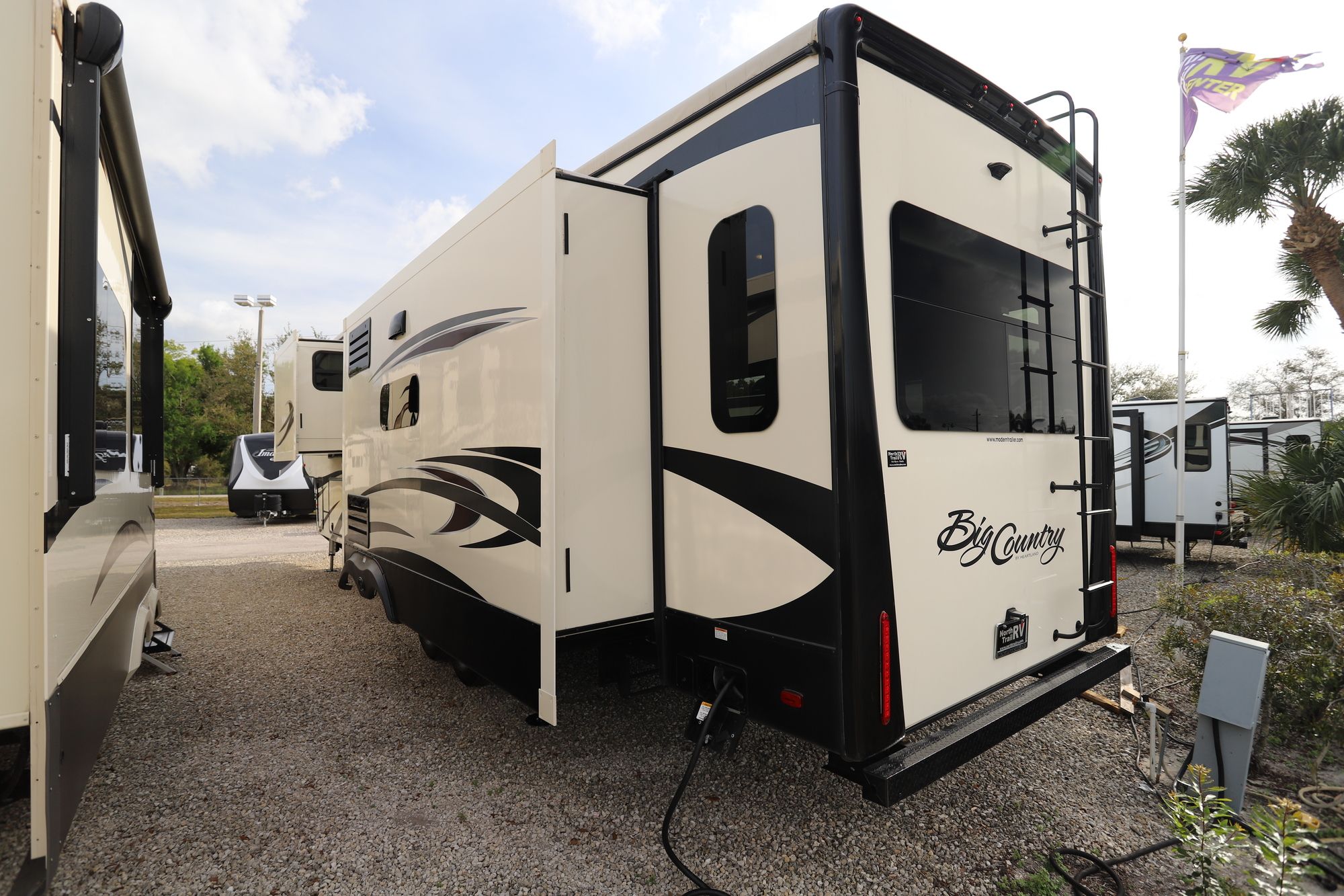 Used 2018 Heartland Rv Big Country 3950FB Fifth Wheel  For Sale