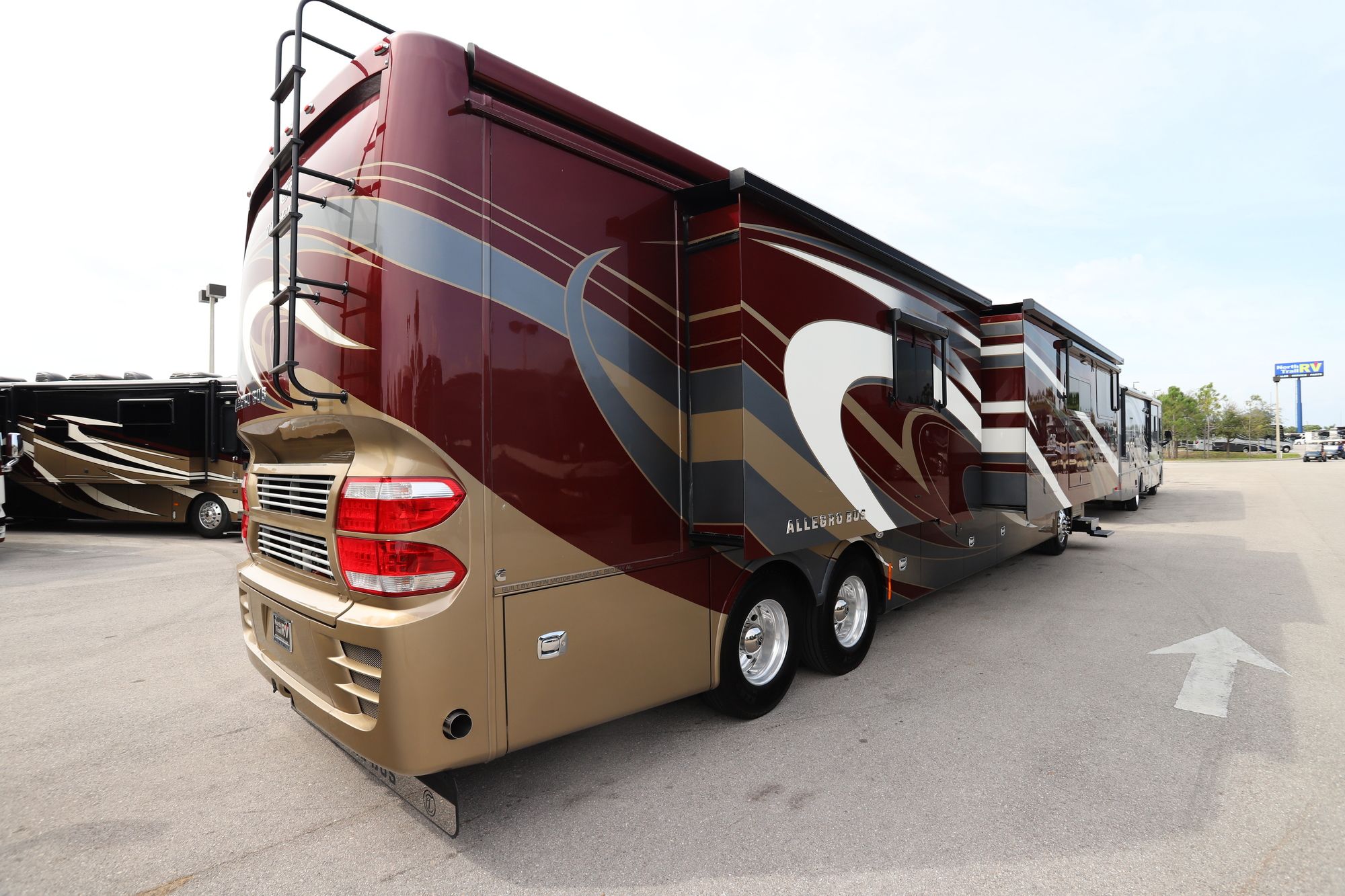 Used 2018 Tiffin Motor Homes Allegro Bus 45 OPP Class A  For Sale