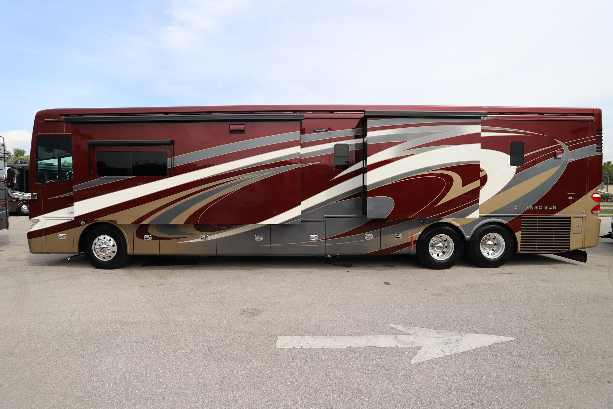 Used 2018 Tiffin Motor Homes Allegro Bus 45 OPP Class A  For Sale