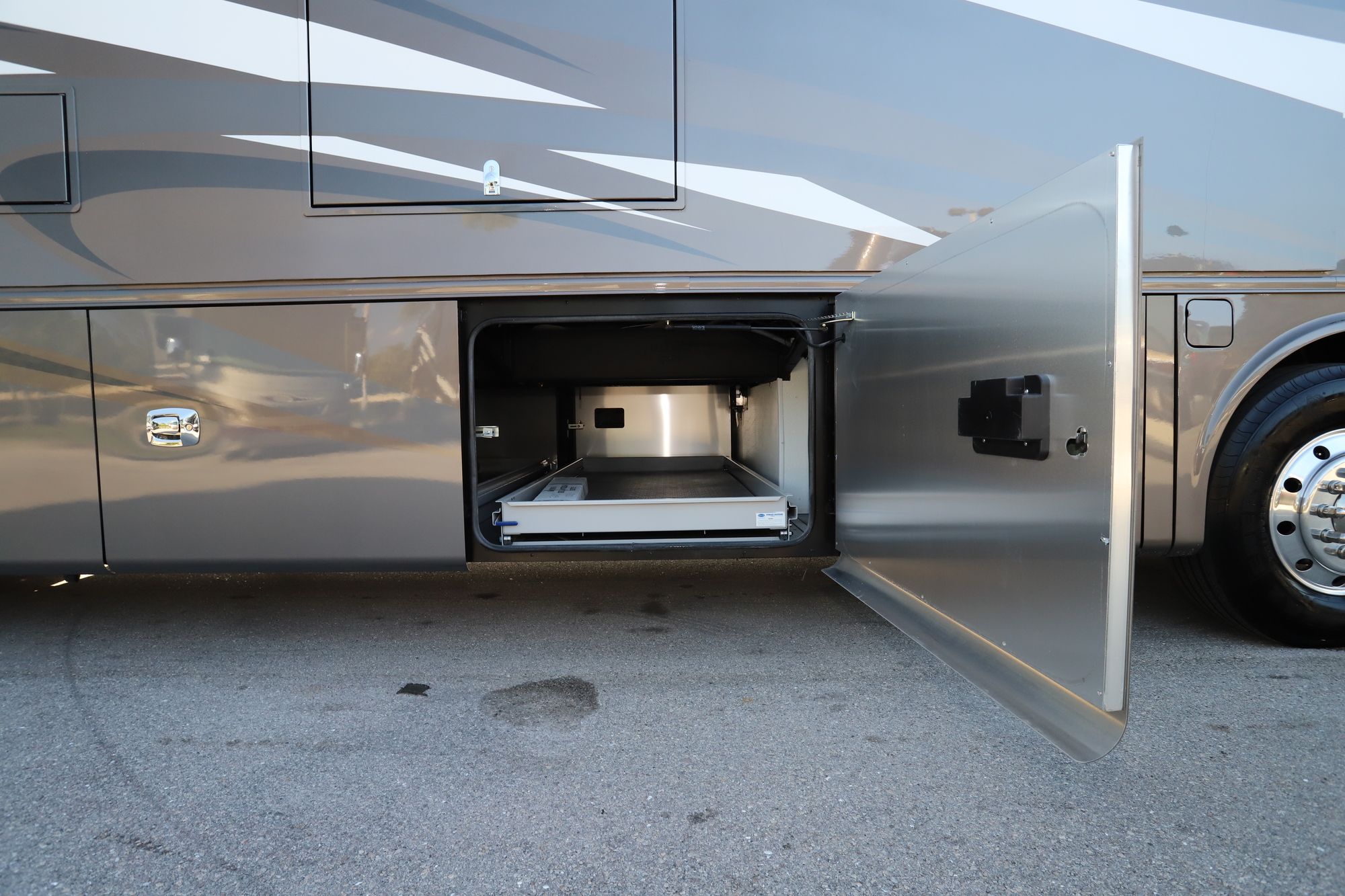 New 2020 Tiffin Motor Homes Phaeton 40IH Class A  For Sale