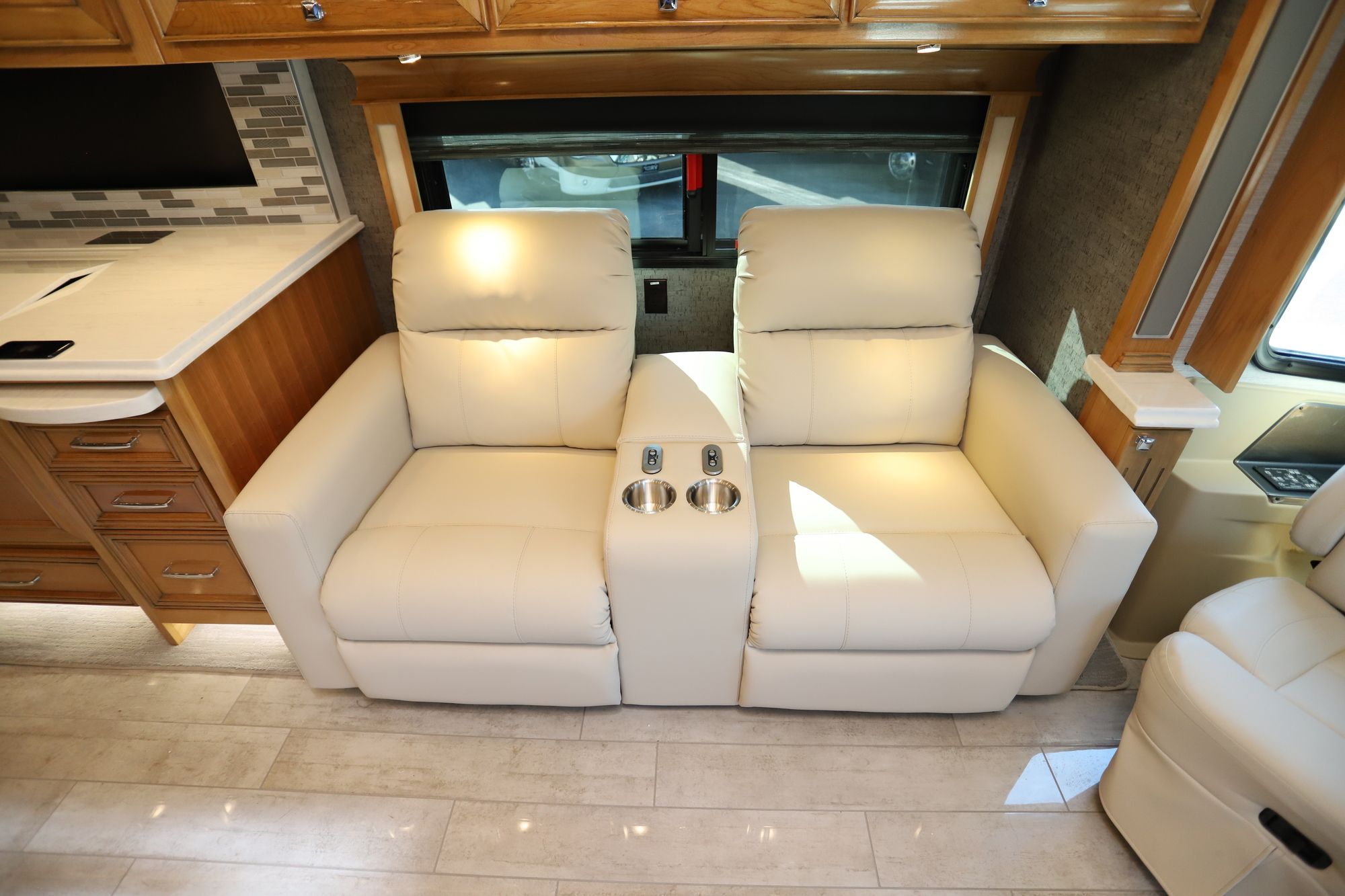 New 2020 Tiffin Motor Homes Phaeton 40IH Class A  For Sale