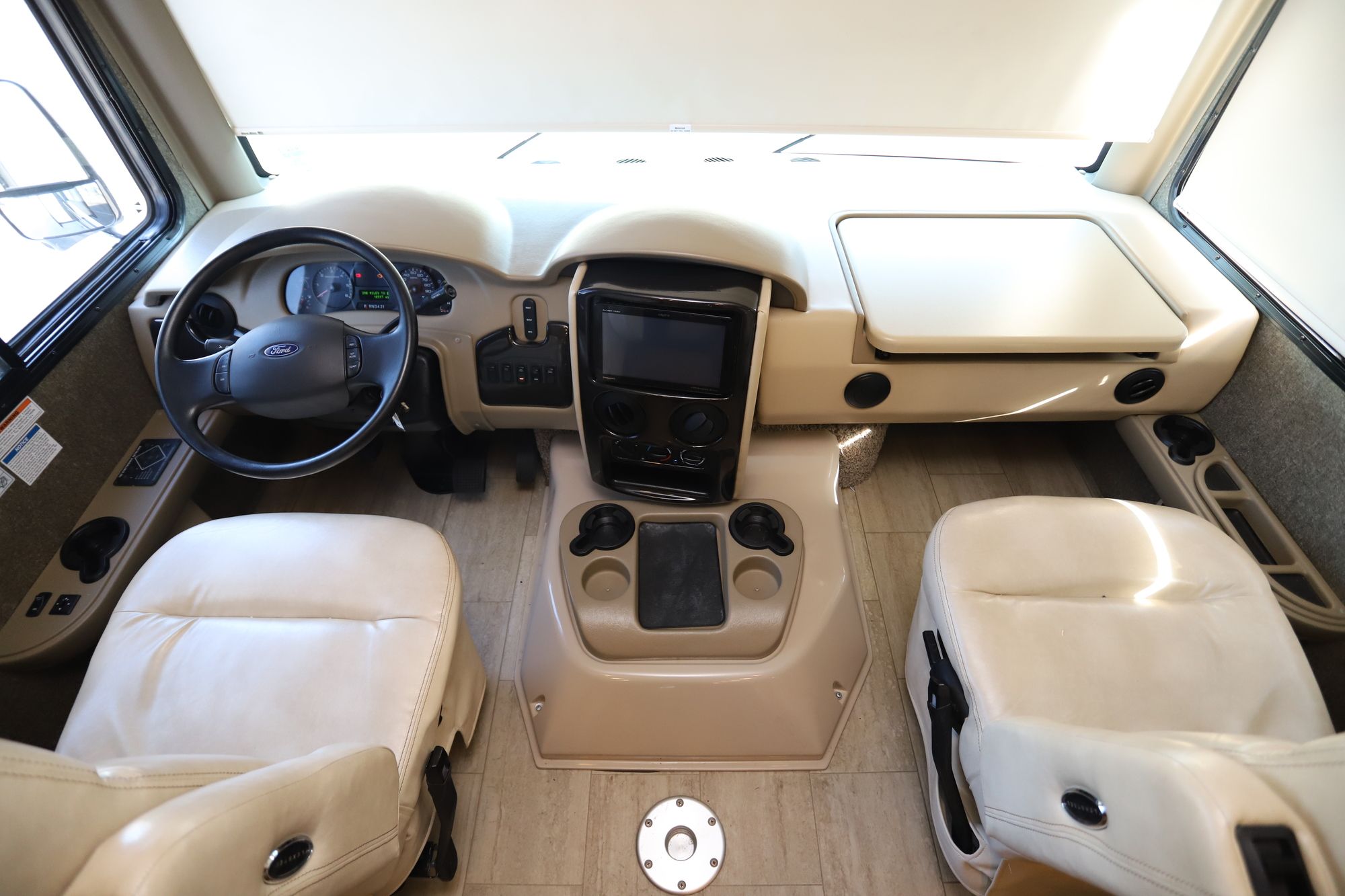 Used 2018 Thor Challenger 37 KT Class A  For Sale