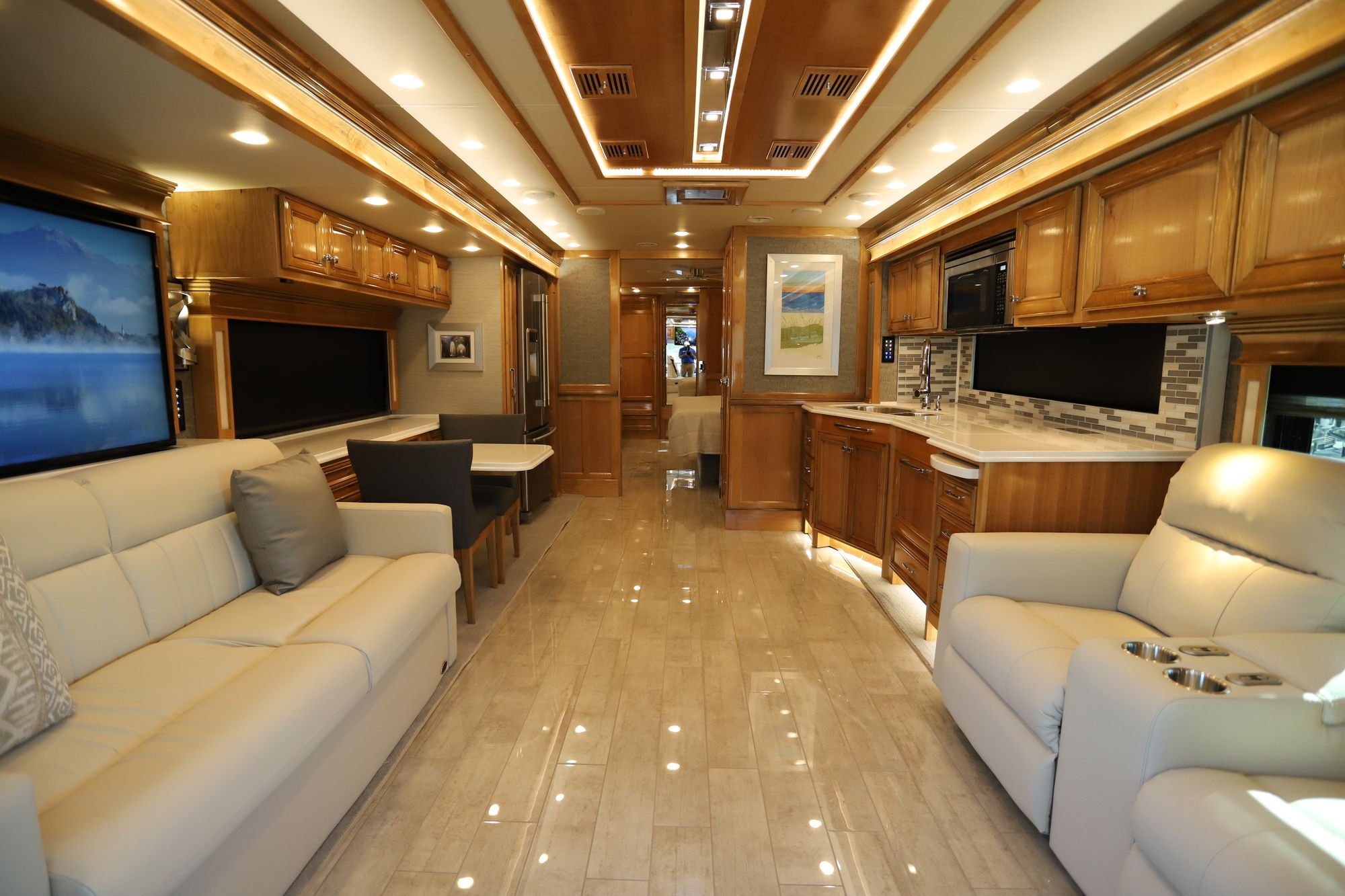 New 2020 Tiffin Motor Homes Phaeton 40IH Class A  For Sale