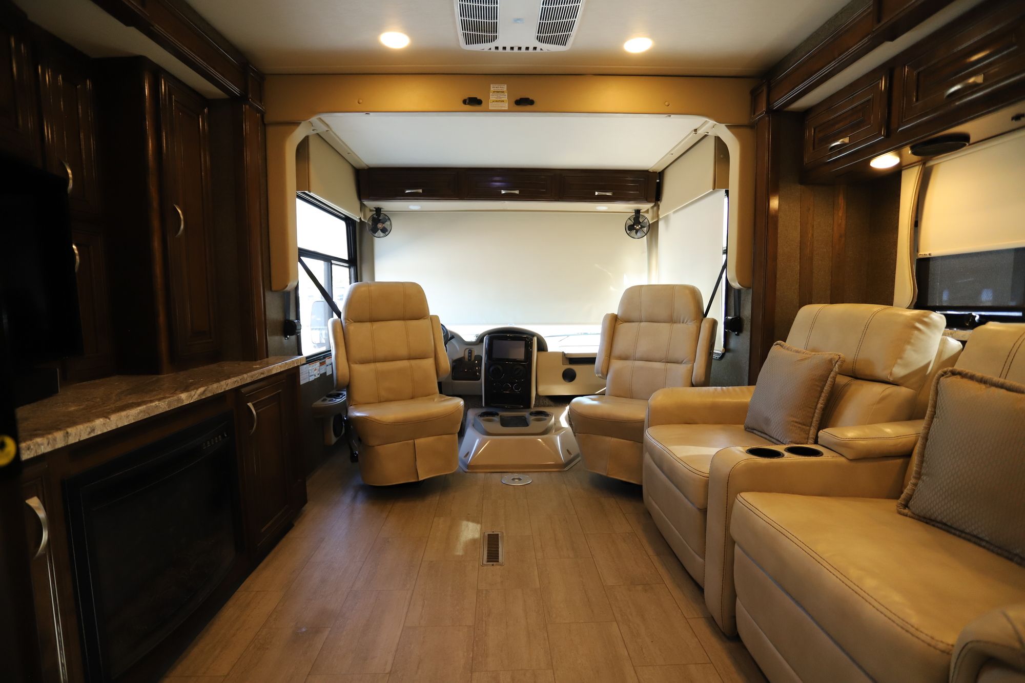 Used 2018 Thor Challenger 37 KT Class A  For Sale