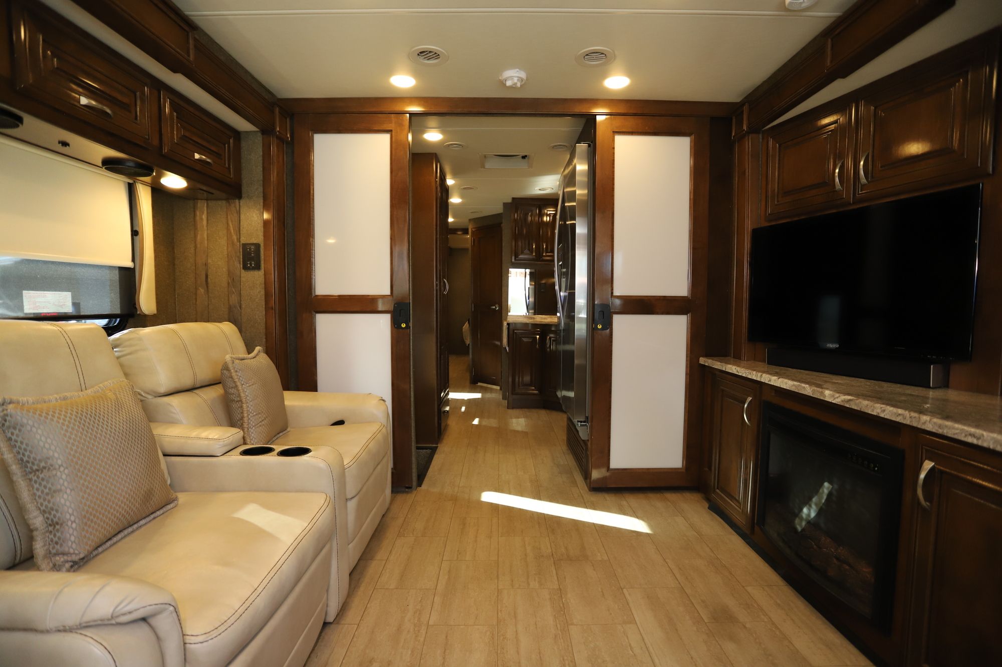 Used 2018 Thor Challenger 37 KT Class A  For Sale