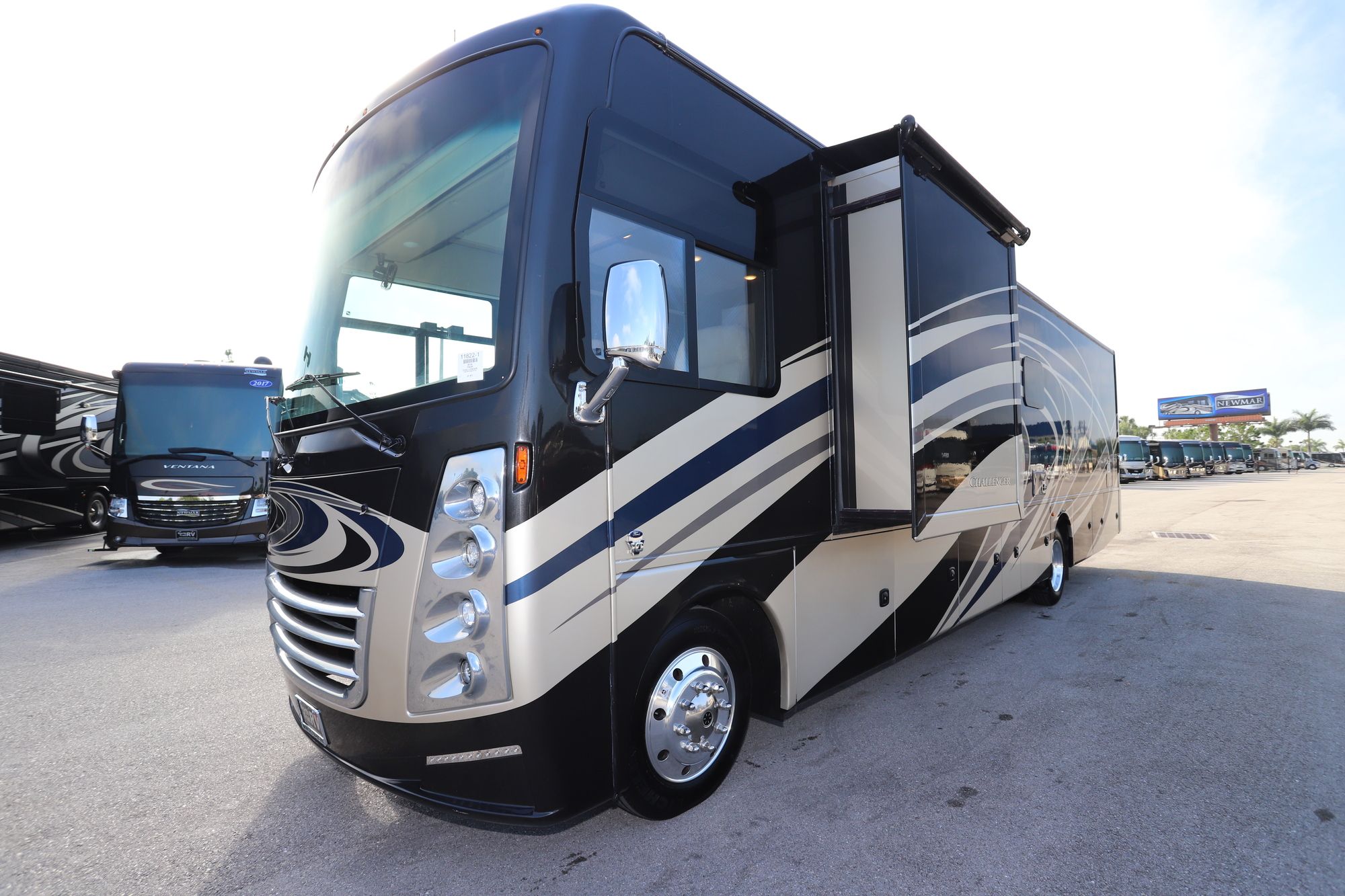 Used 2018 Thor Challenger 37 KT Class A  For Sale