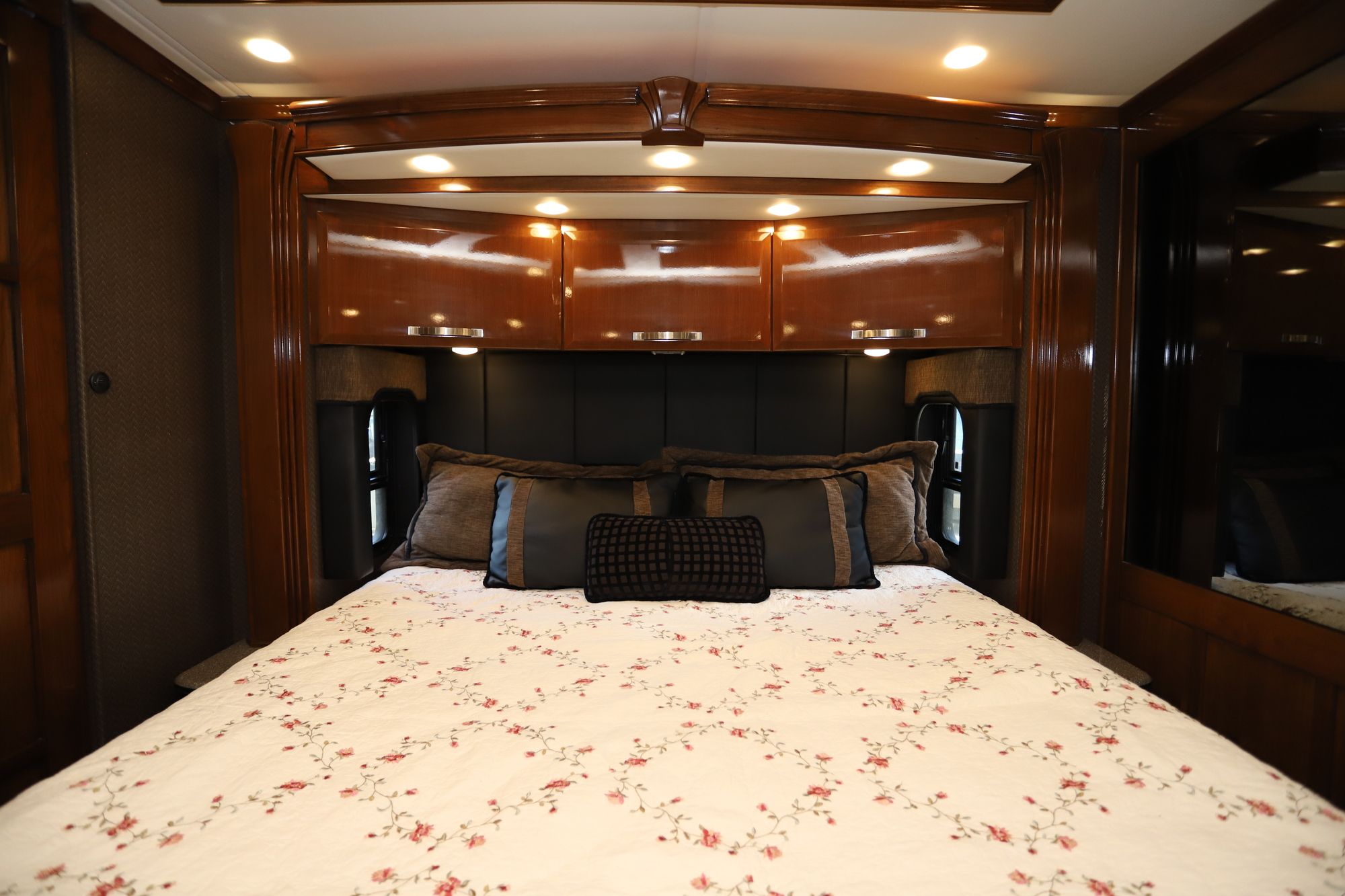 Used 2012 Newmar King Aire 4584 Class A  For Sale