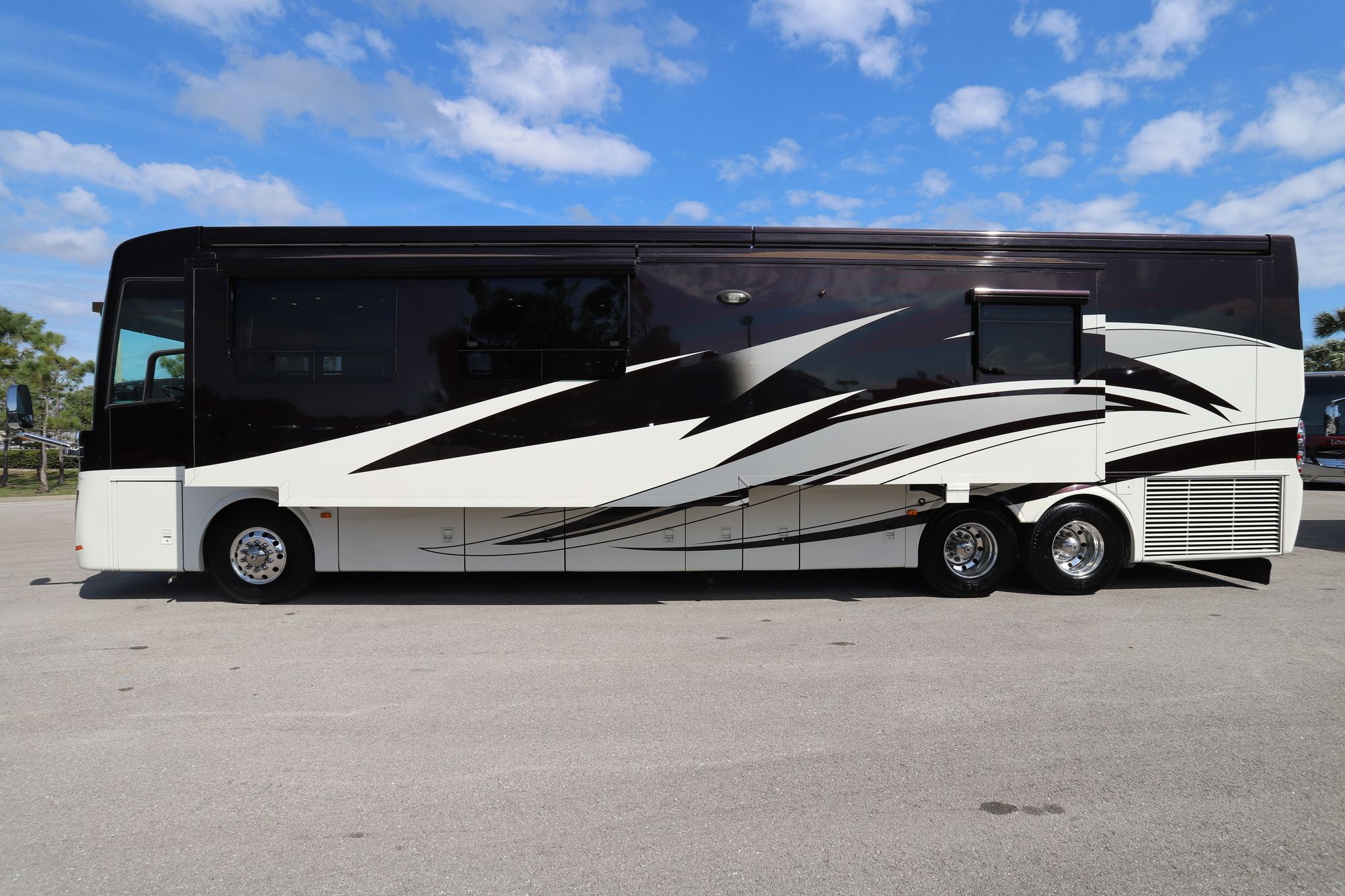Used 2012 Newmar King Aire 4584 Class A  For Sale