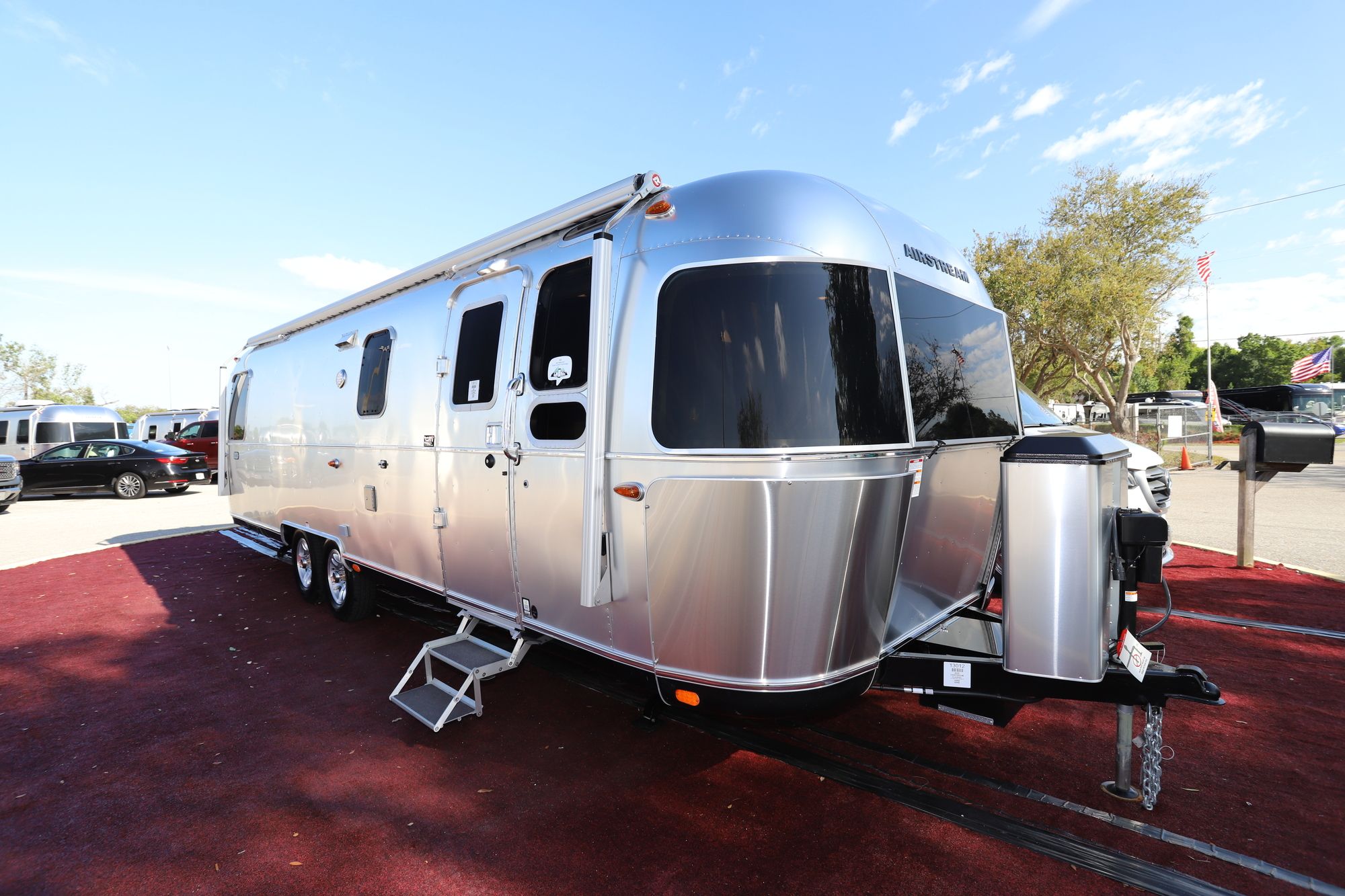 New 2020 Airstream Classic 30RB Travel Trailer  For Sale