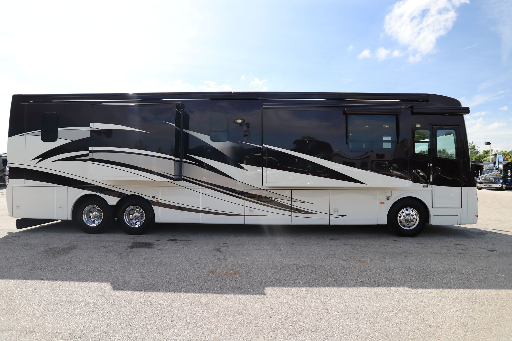 Used 2012 Newmar King Aire 4584 Class A  For Sale