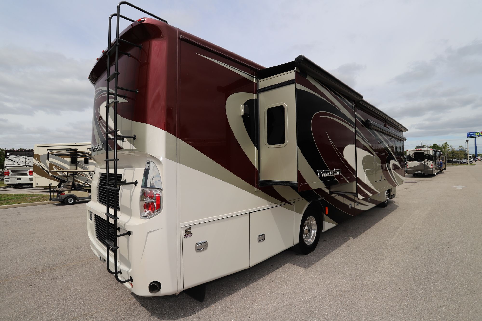 Used 2015 Tiffin Motor Homes Phaeton 40 AH Class A  For Sale