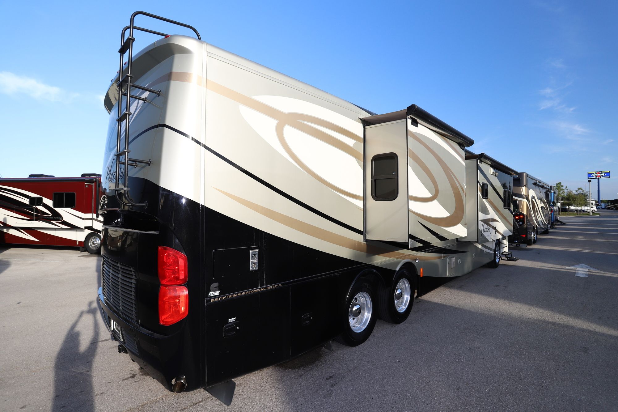 Used 2012 Tiffin Motor Homes Phaeton 42QBH Class A  For Sale
