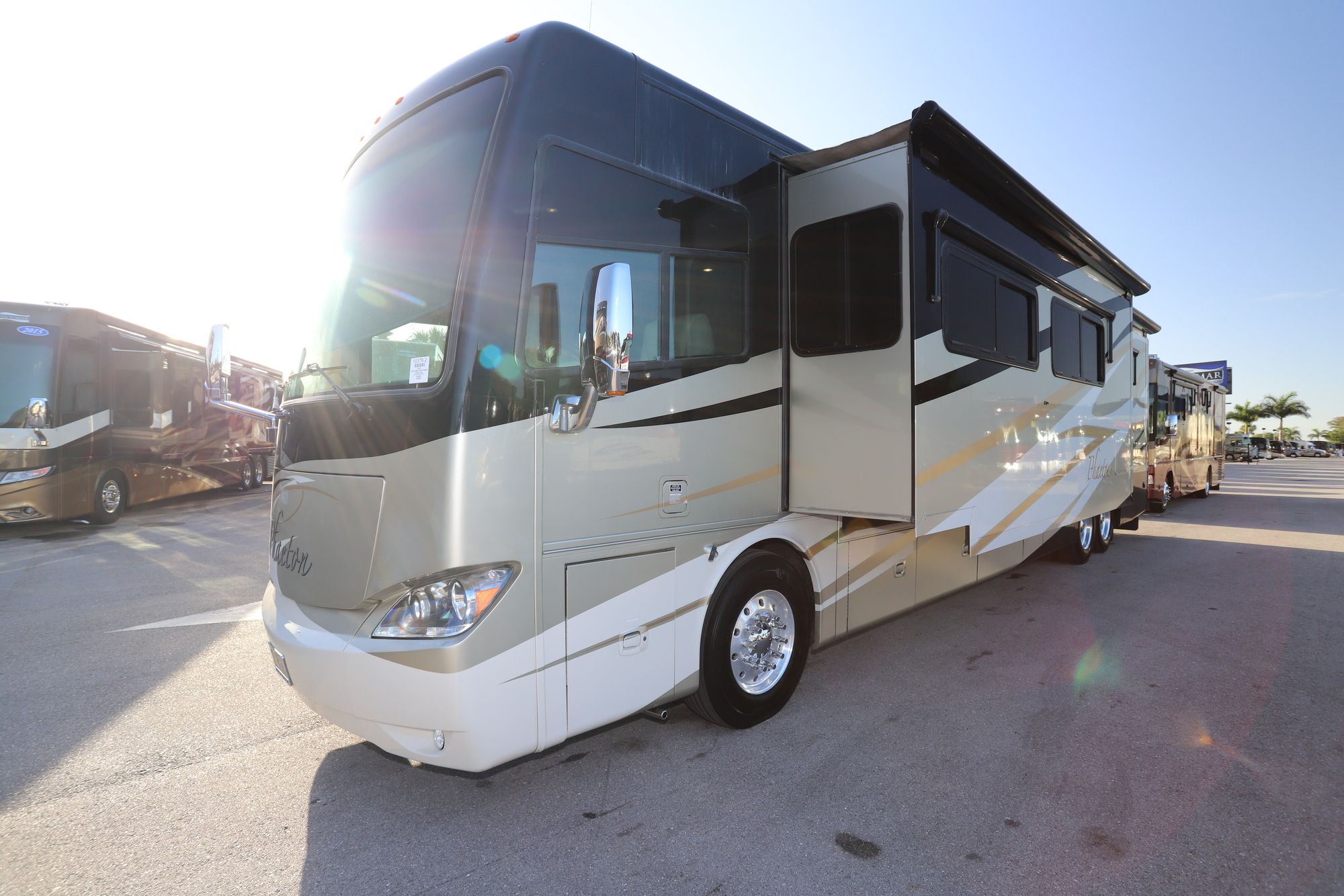 Used 2012 Tiffin Motor Homes Phaeton 42QBH Class A  For Sale