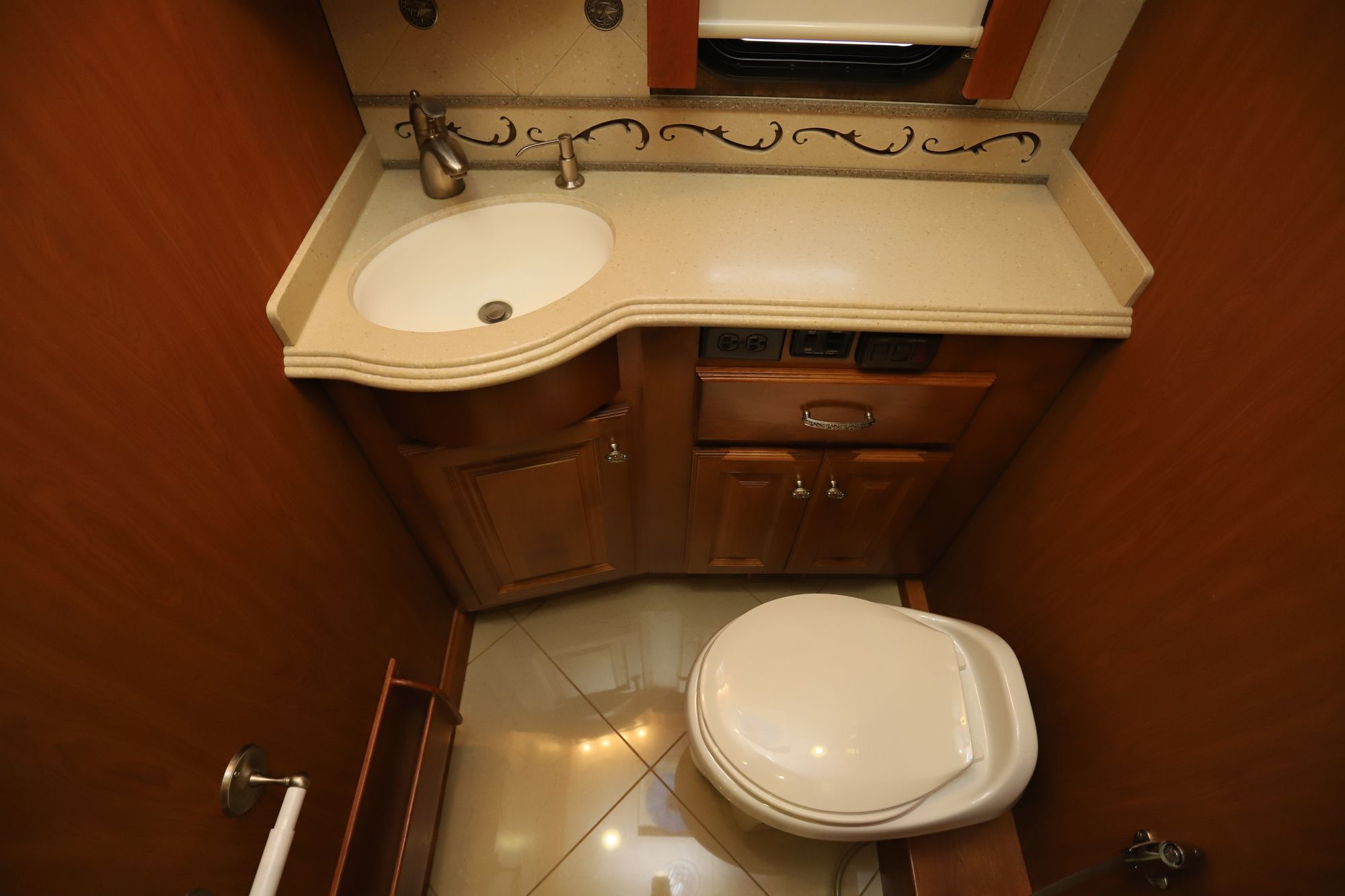 Used 2012 Tiffin Motor Homes Phaeton 42QBH Class A  For Sale