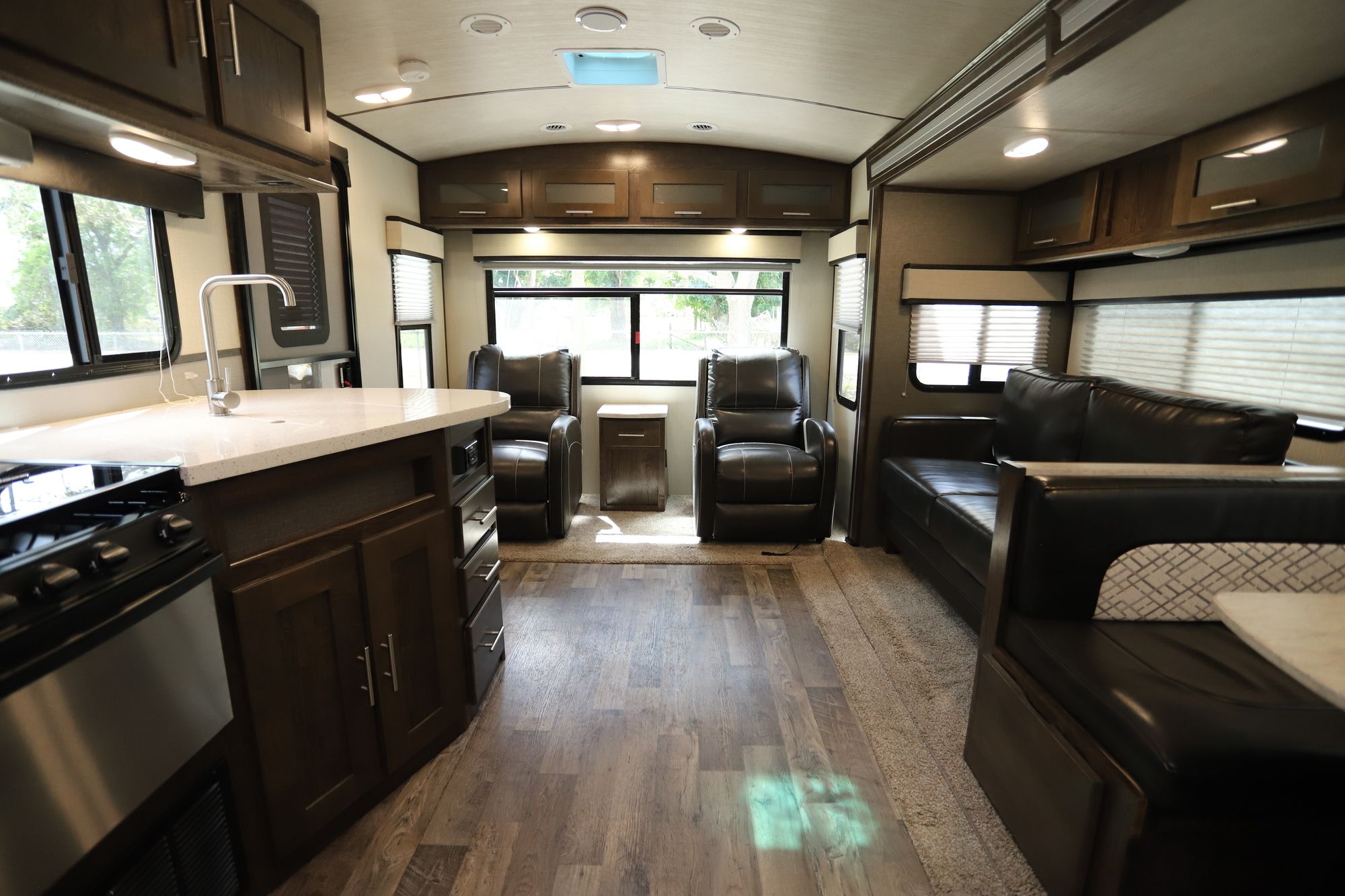 Used 2018 Cruiser Rv Radiance 25RL Travel Trailer  For Sale