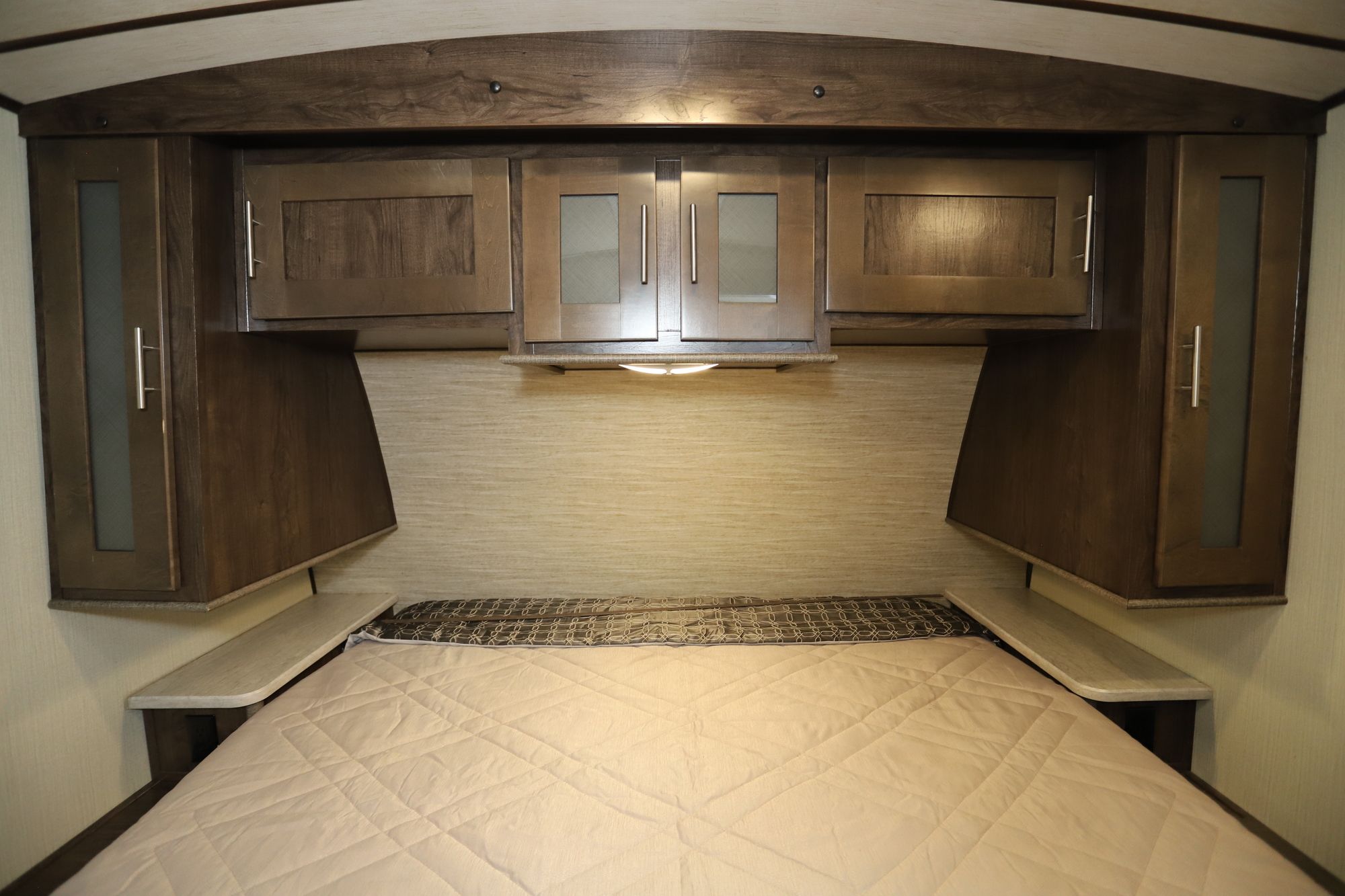 Used 2018 Cruiser Rv Radiance 25RL Travel Trailer  For Sale