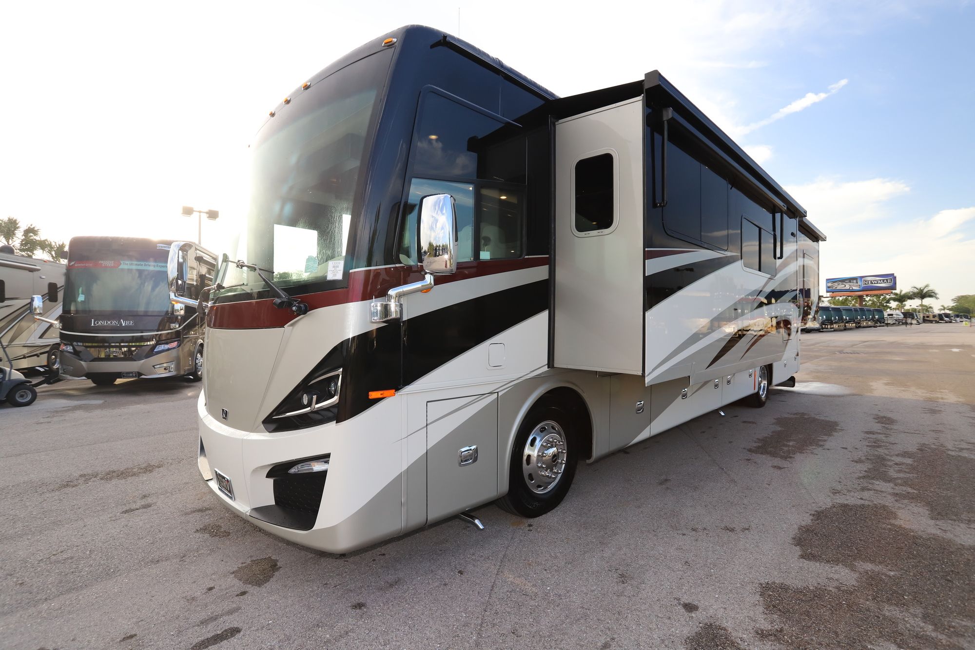 New 2020 Tiffin Motor Homes Phaeton 40QBH Class A  For Sale