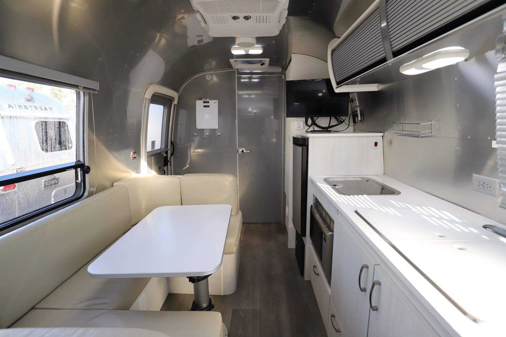 Used 2019 Airstream Sport 22FB Travel Trailer  For Sale