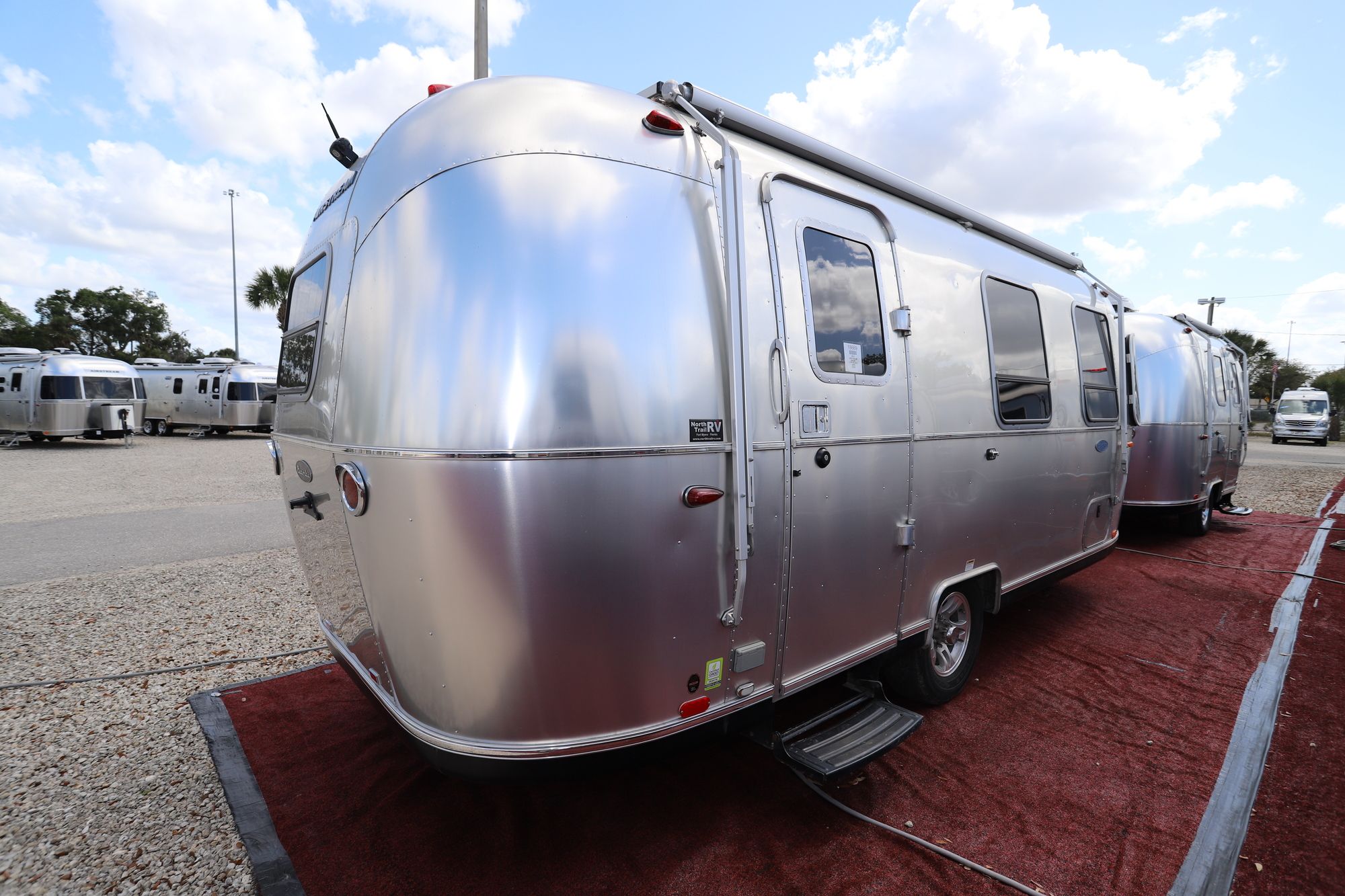 Used 2019 Airstream Sport 22FB Travel Trailer  For Sale