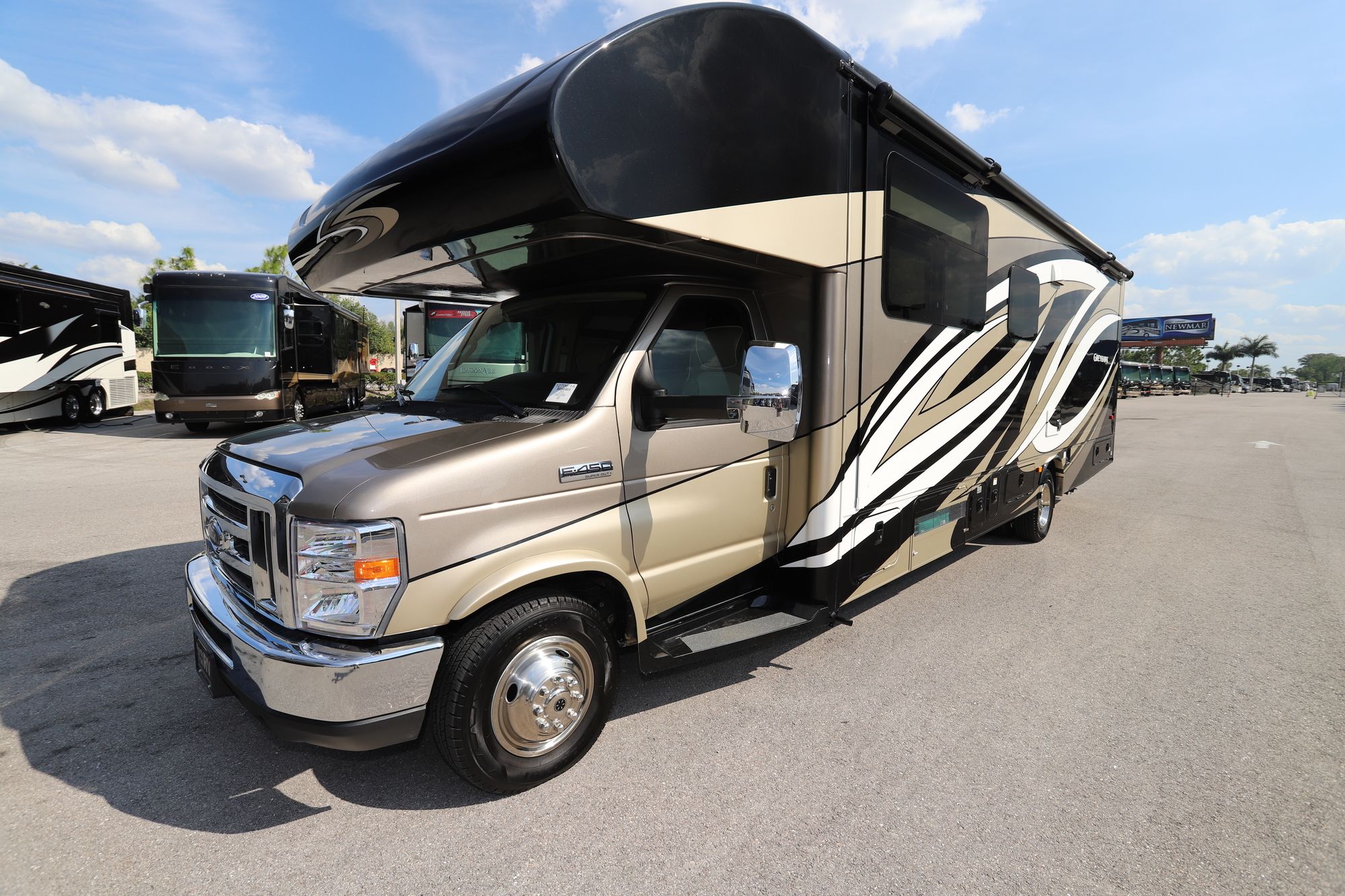 Used 2019 Jayco Greyhawk 30X Class C  For Sale