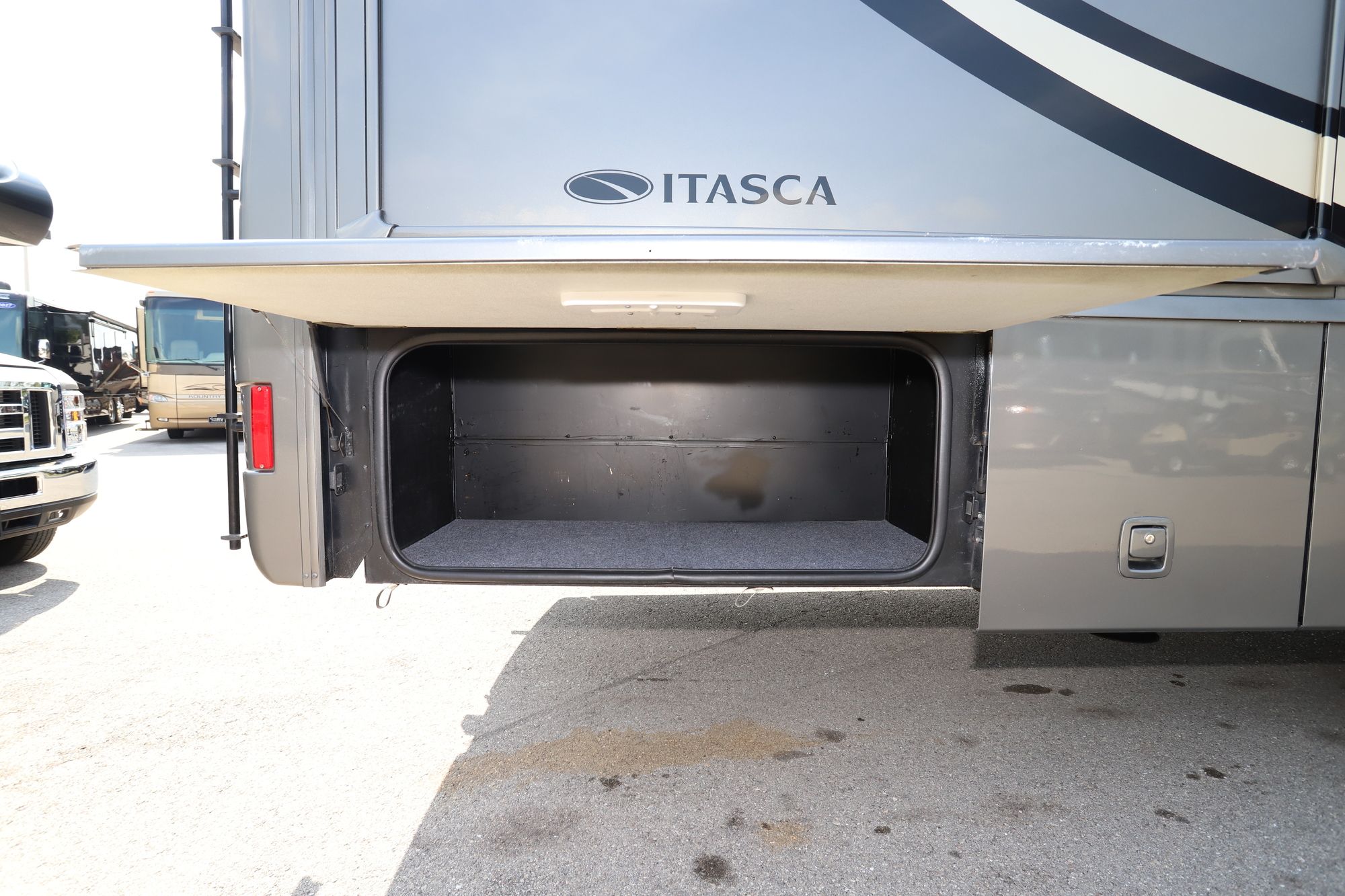 Used 2014 Itasca Sonova 33C Class A  For Sale